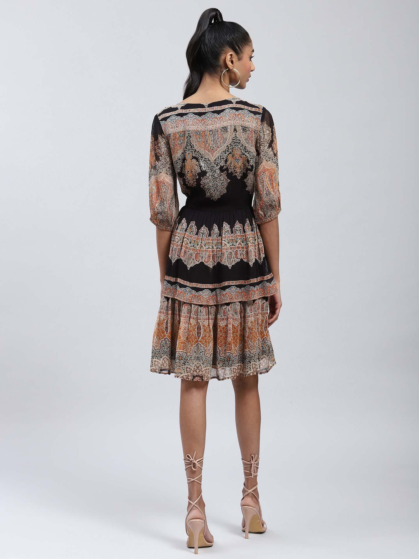 4510401 Black Ring Detail Dress