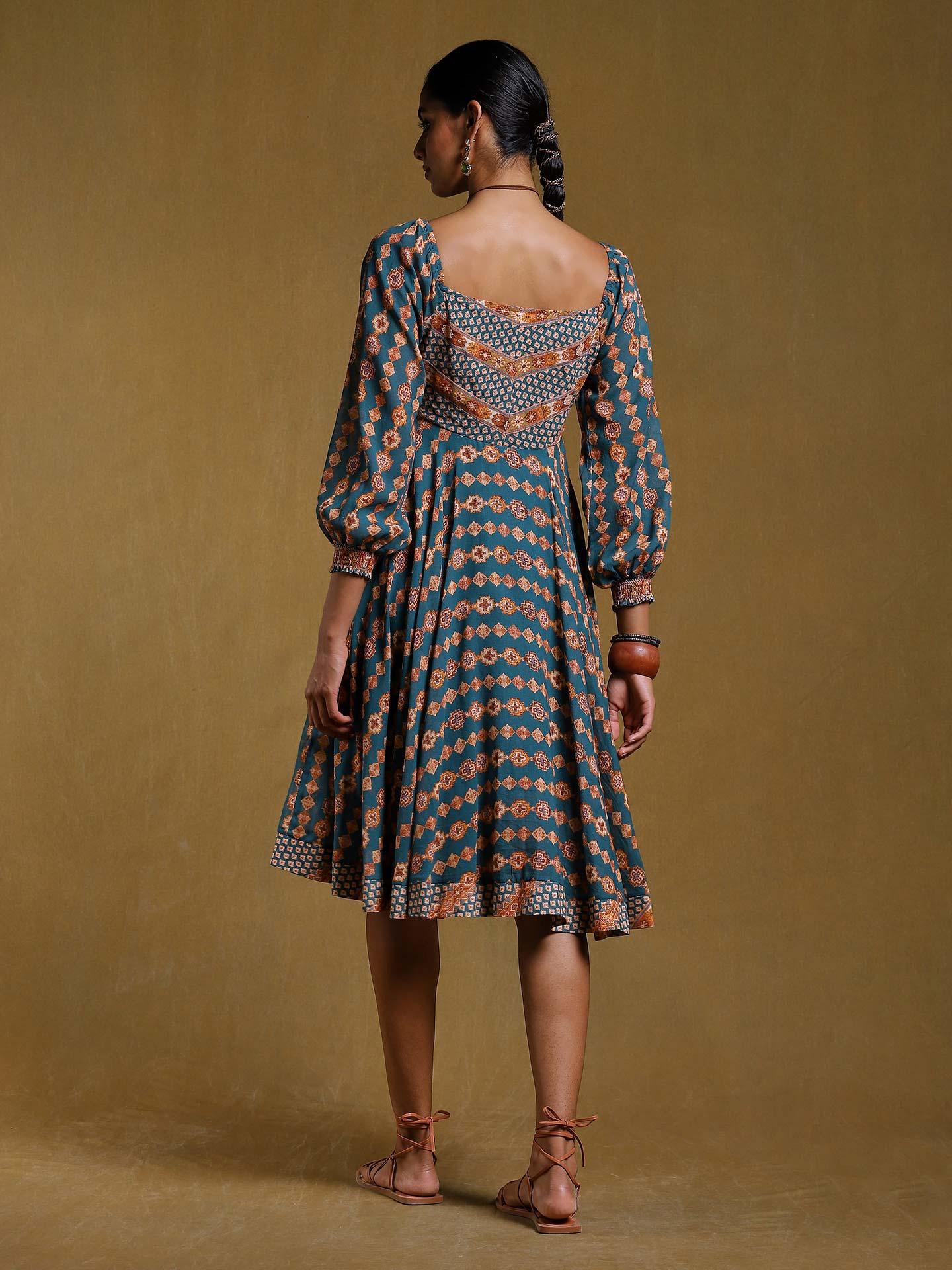 Solid Teal Blue And Pastel Pista Green Round Neck With 3/4Th Sleeves Color Blocked Dress main image 1