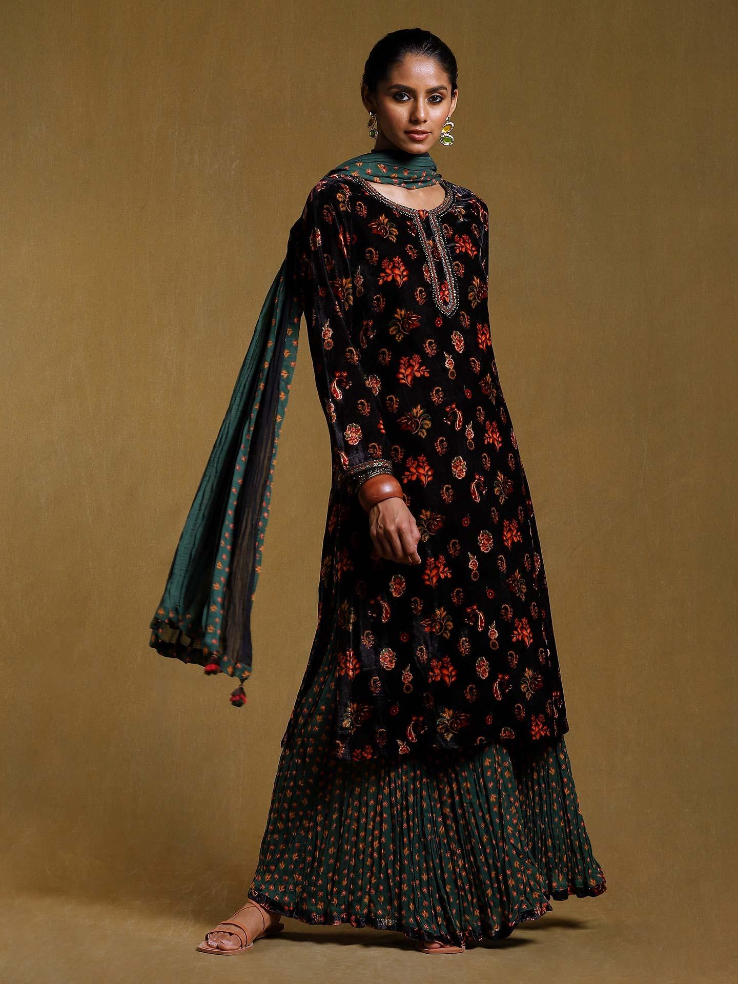 Shop On Sale - Upto 50% Off on Dresses, Lehengas and More