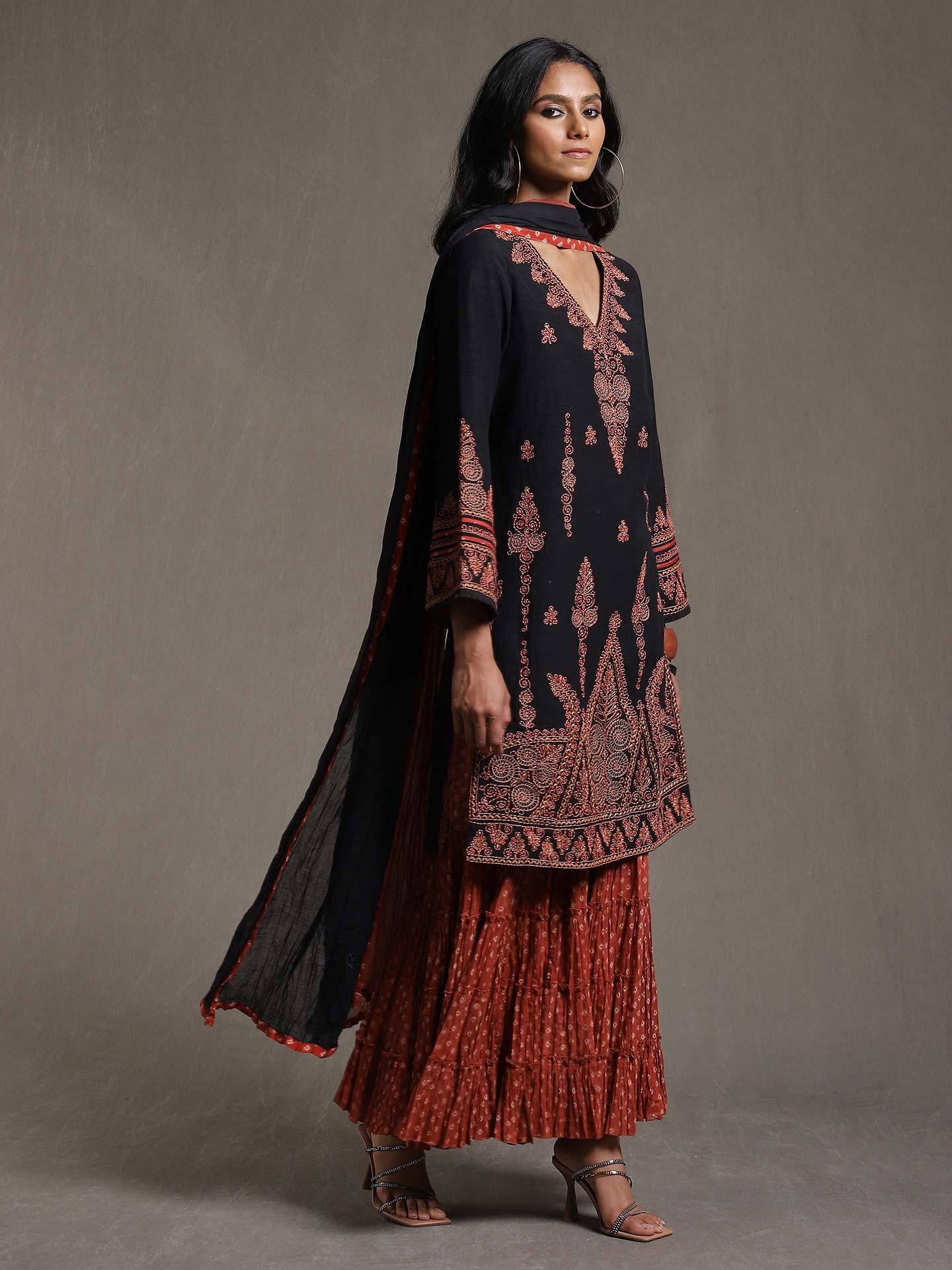 Prisha Black Patola Print Hand Embroidered 3 Piece Suit Set main image 0