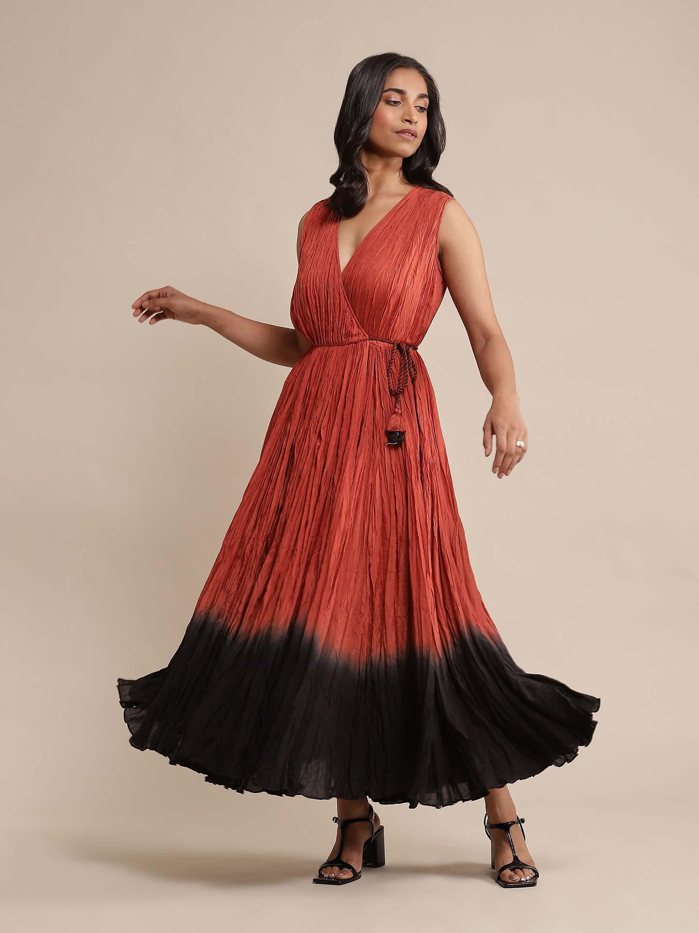 Printed dress material with Contrast Yoke and Dual-Tone Dupatta.(Rust)