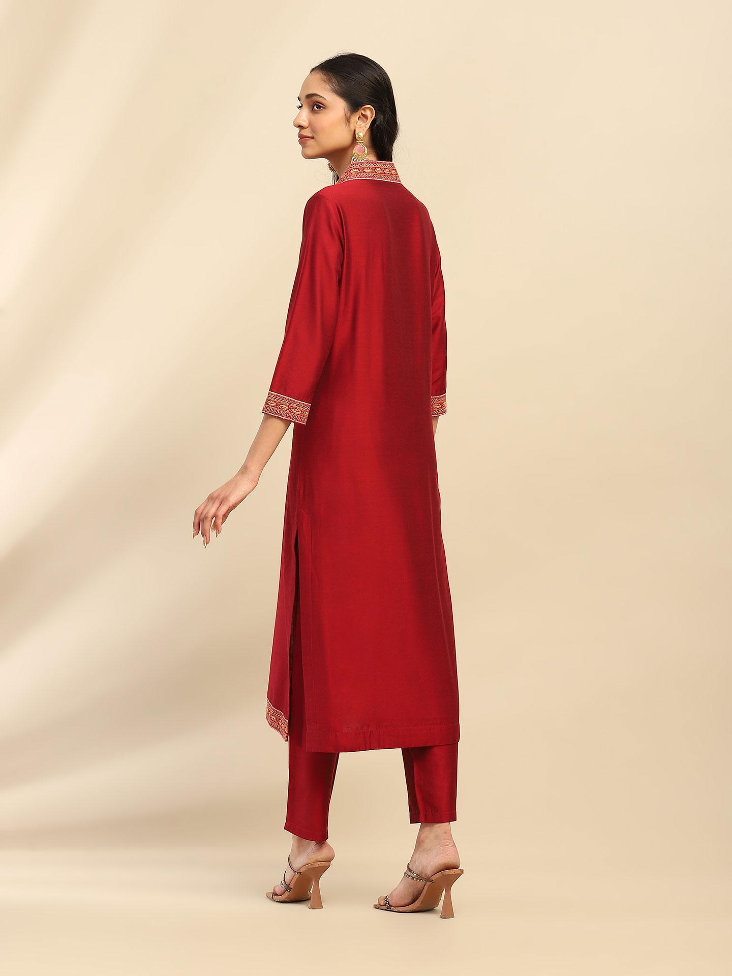 RED SCALLOP EMBROIDERED MUL SUIT SET