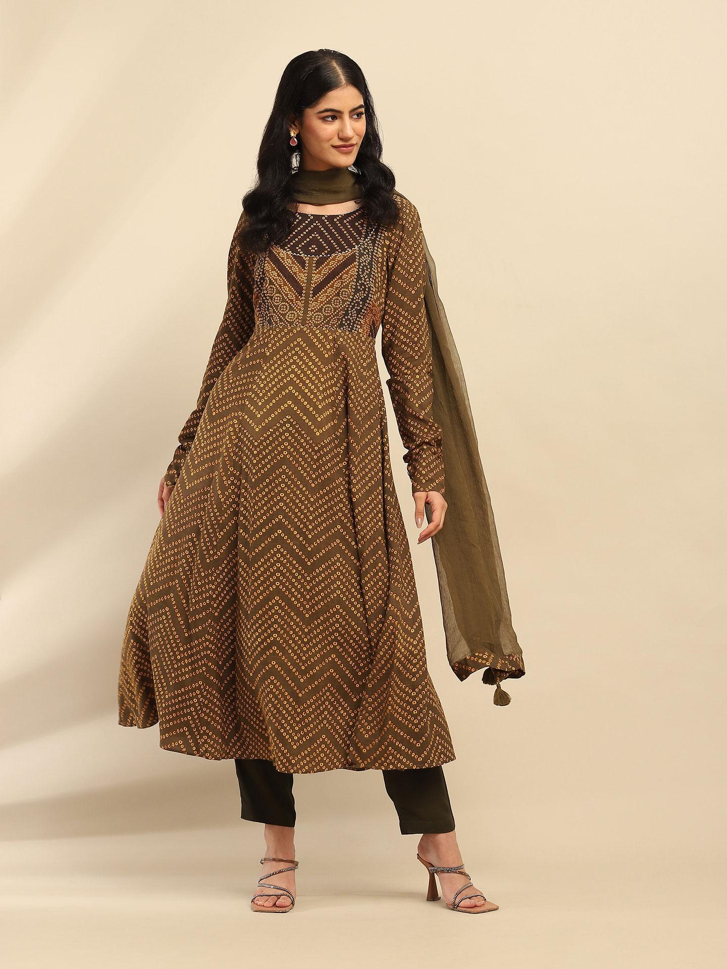 Shop On Sale - Flat 50% Off on Dresses, Lehengas and More
