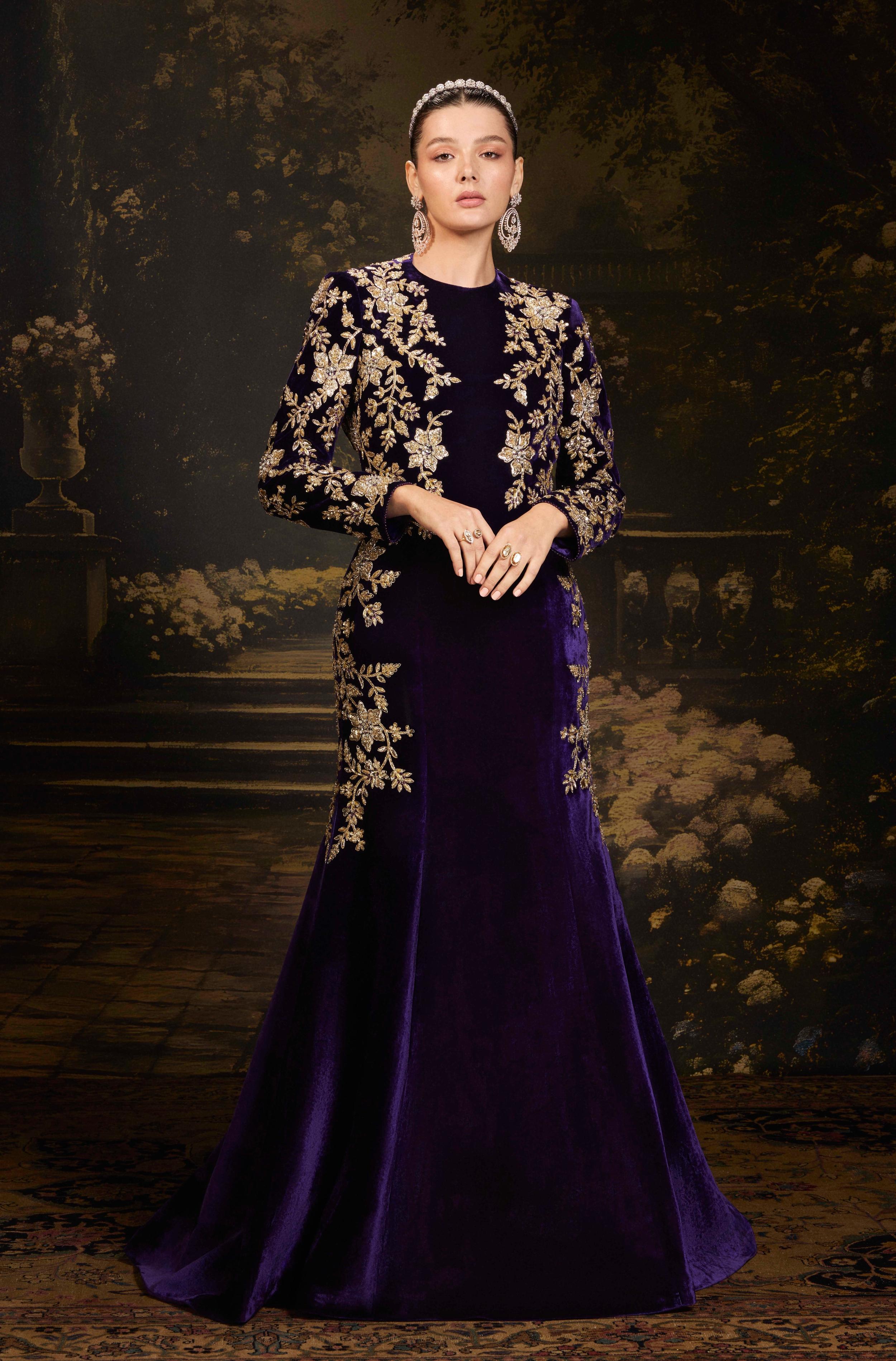 Designer evening gowns by manish malhotra new arrivals