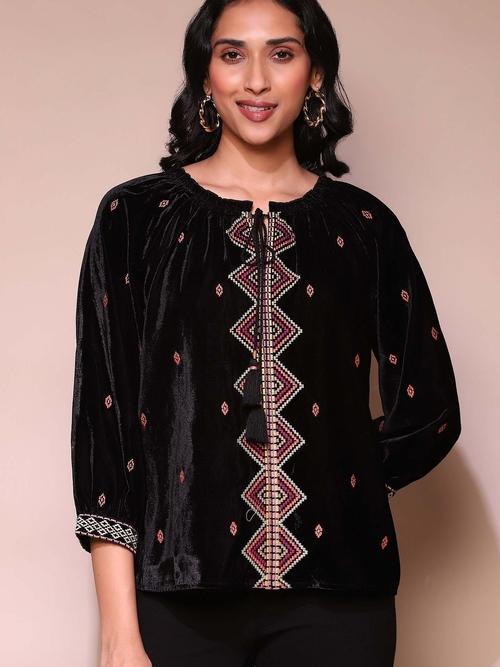 Ruth velour tops AM1552 Ruth velour tops black - メルカリ