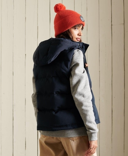 HOODED EVEREST GILET