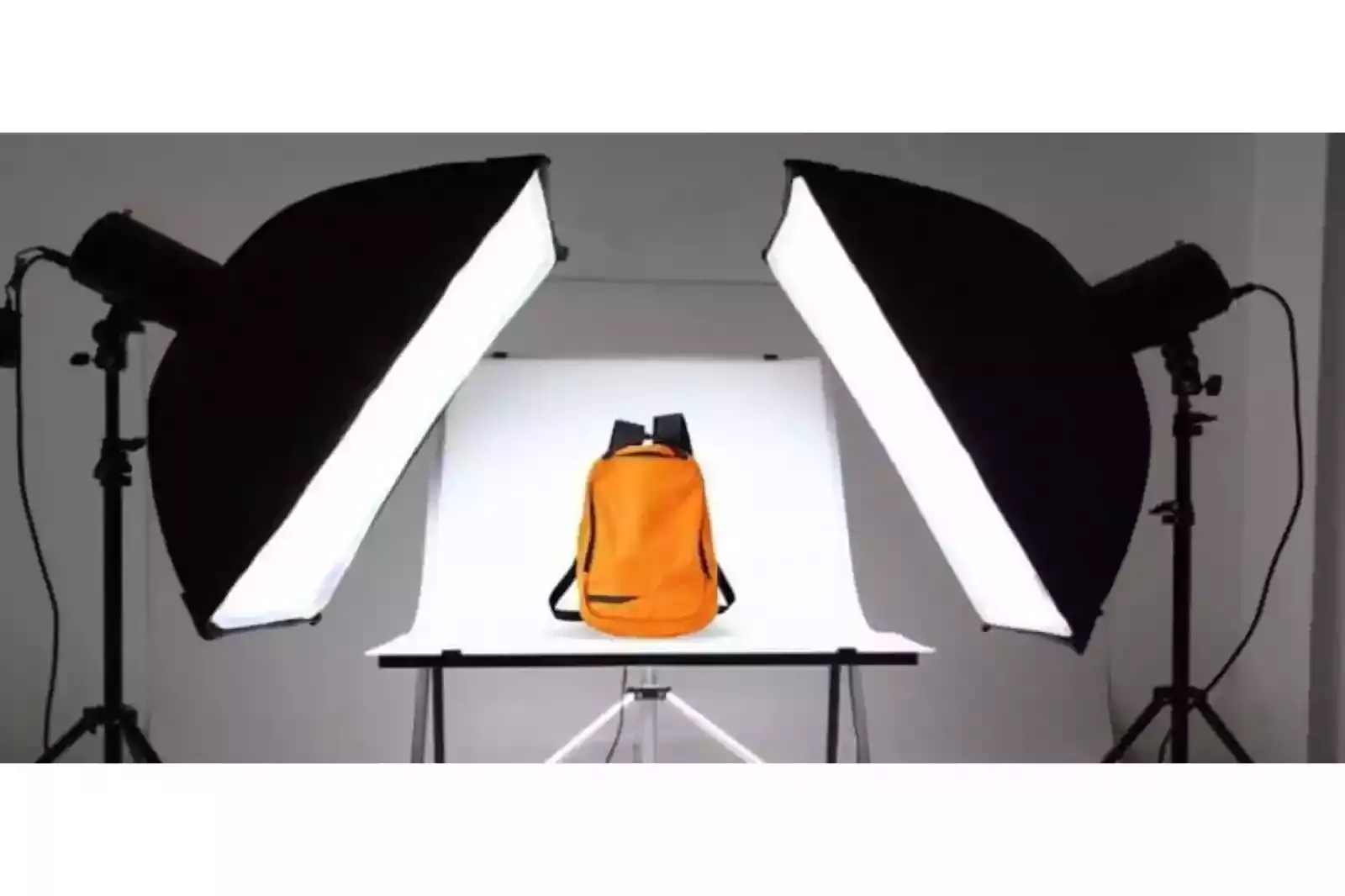 orange bag photography in  studio two lights