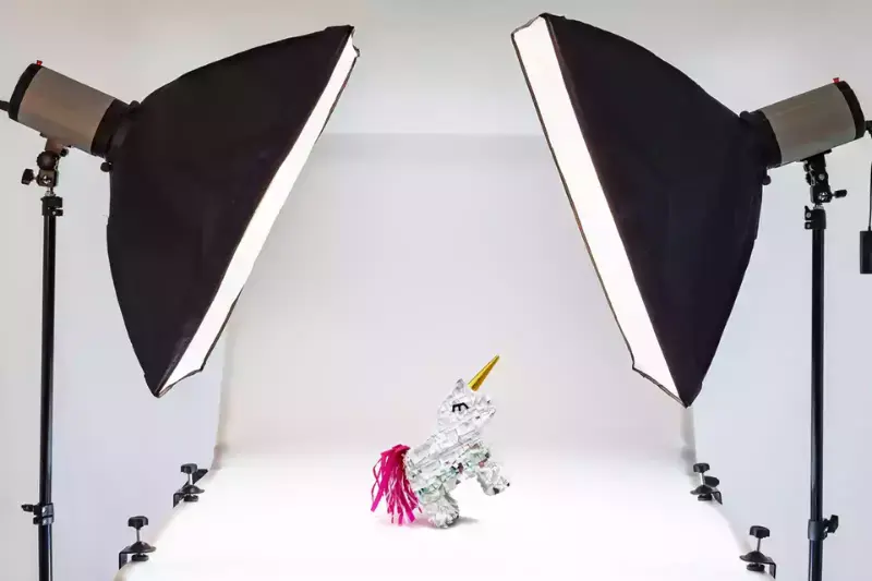 How to Shoot Products On A White Background?