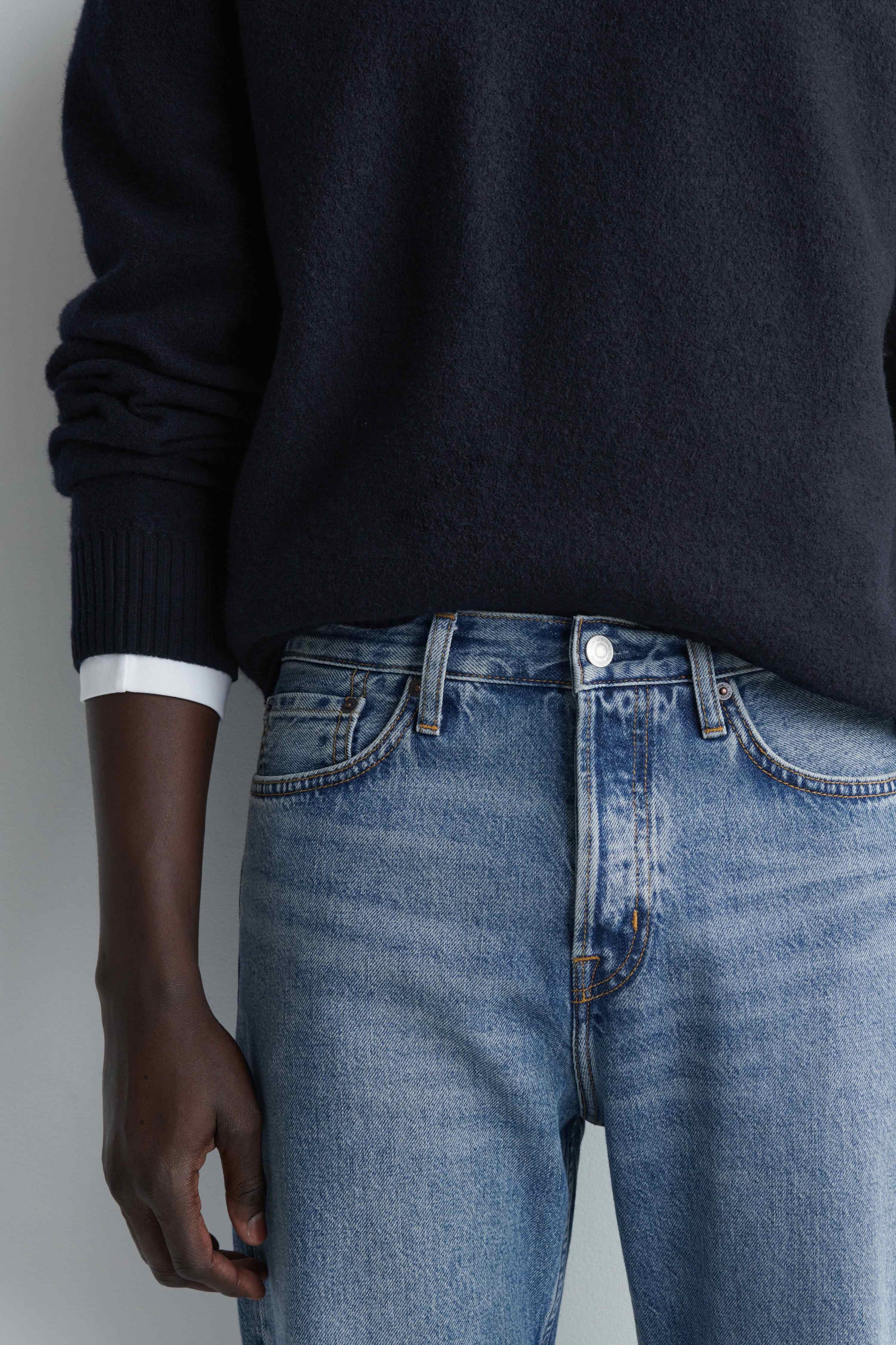 SIGNATURE REGULAR-FIT STRAIGHT-LEG JEANS - 4