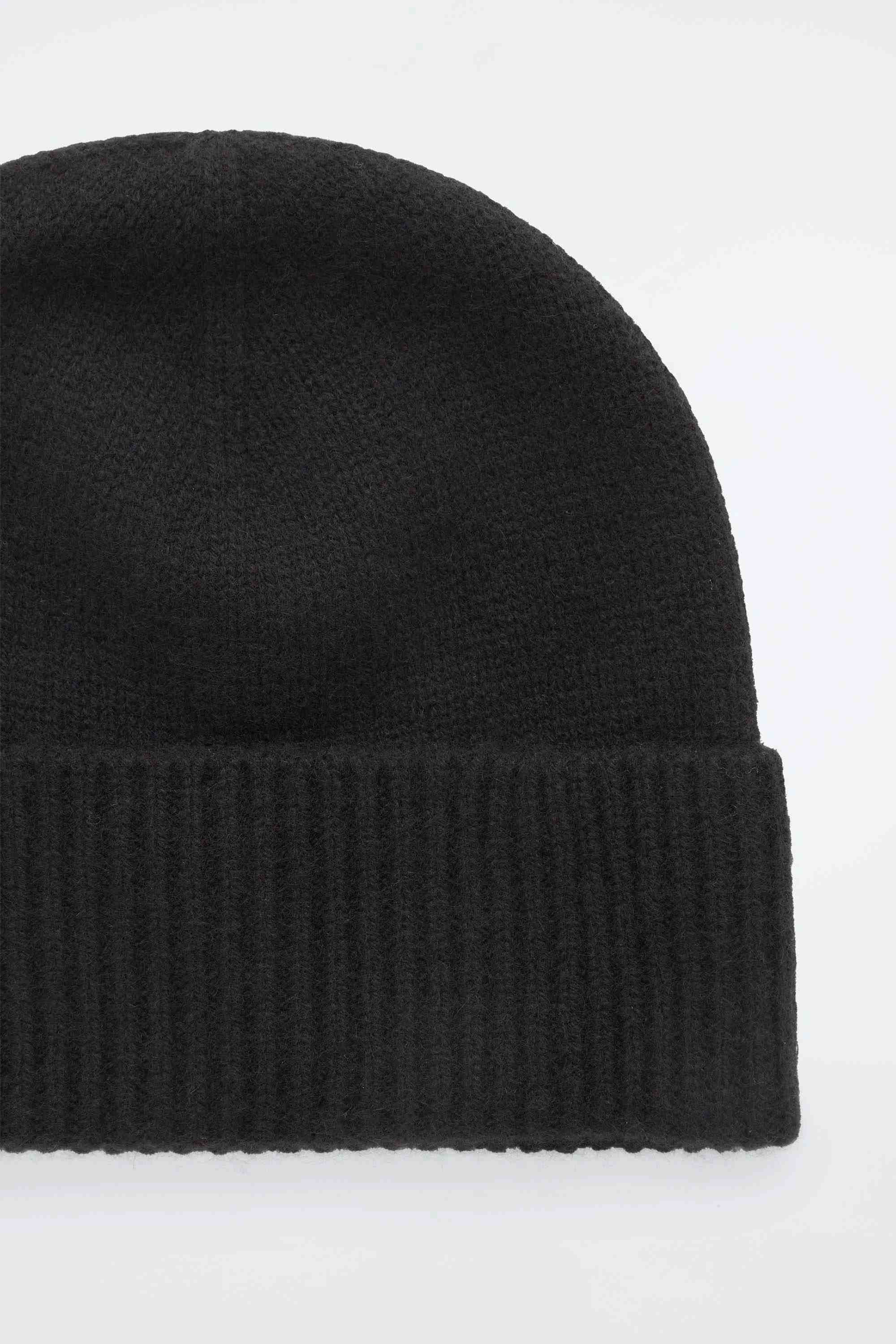 PURE CASHMERE BEANIE