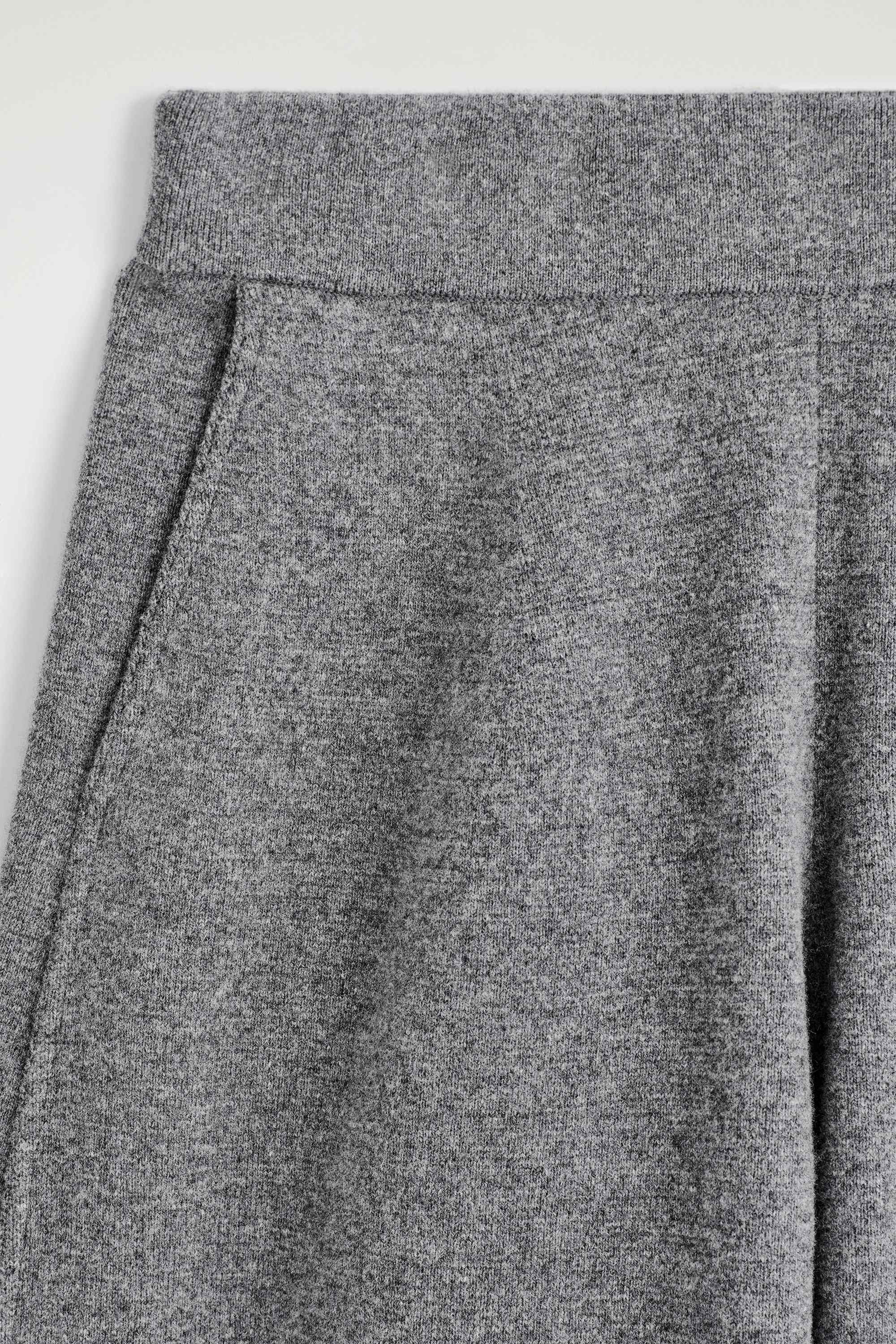 MERINO WOOL BARREL-LEG TROUSERS - 2
