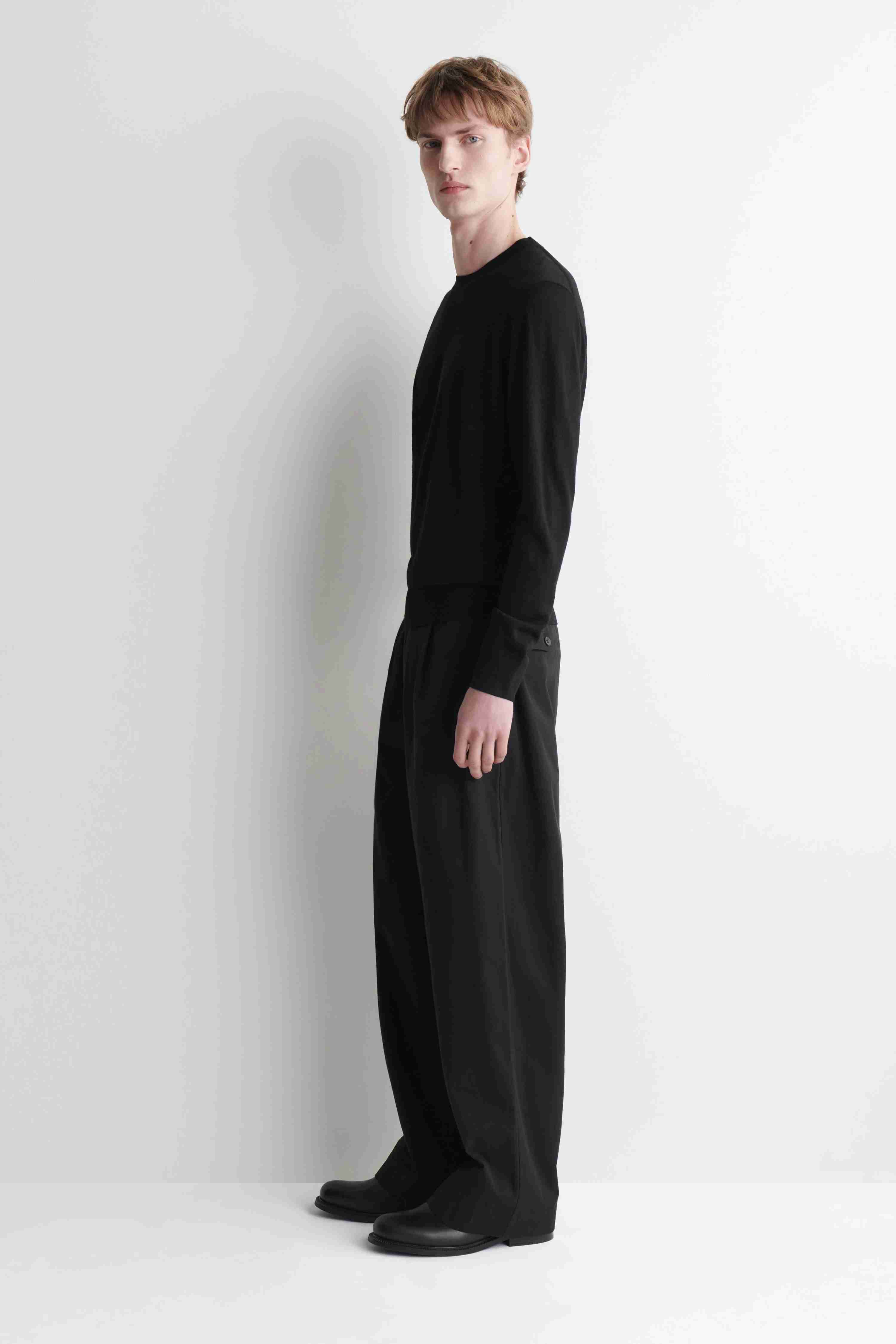 SLIM MERINO WOOL CREW-NECK JUMPER - 4