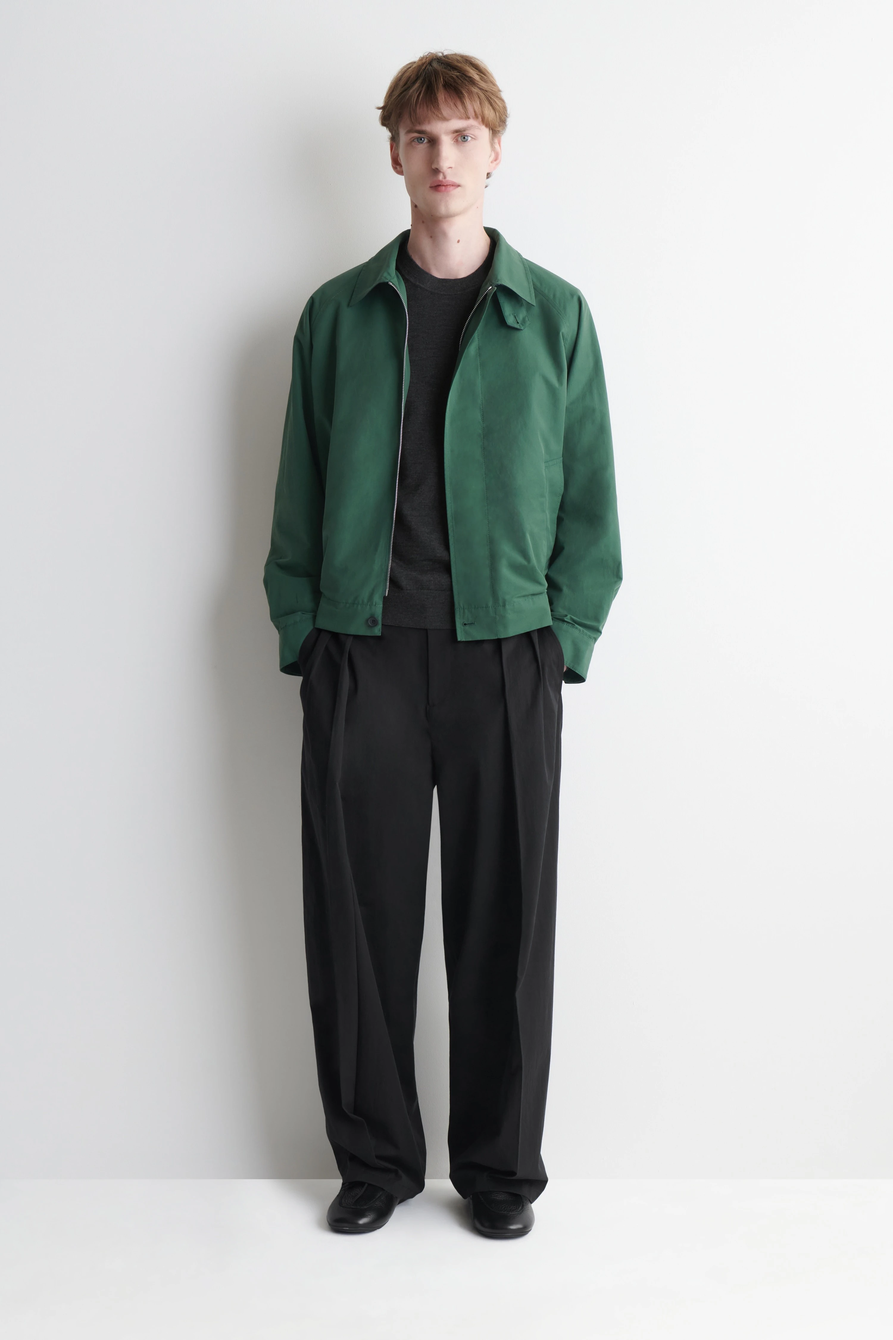 SLIM MERINO WOOL CREW-NECK JUMPER