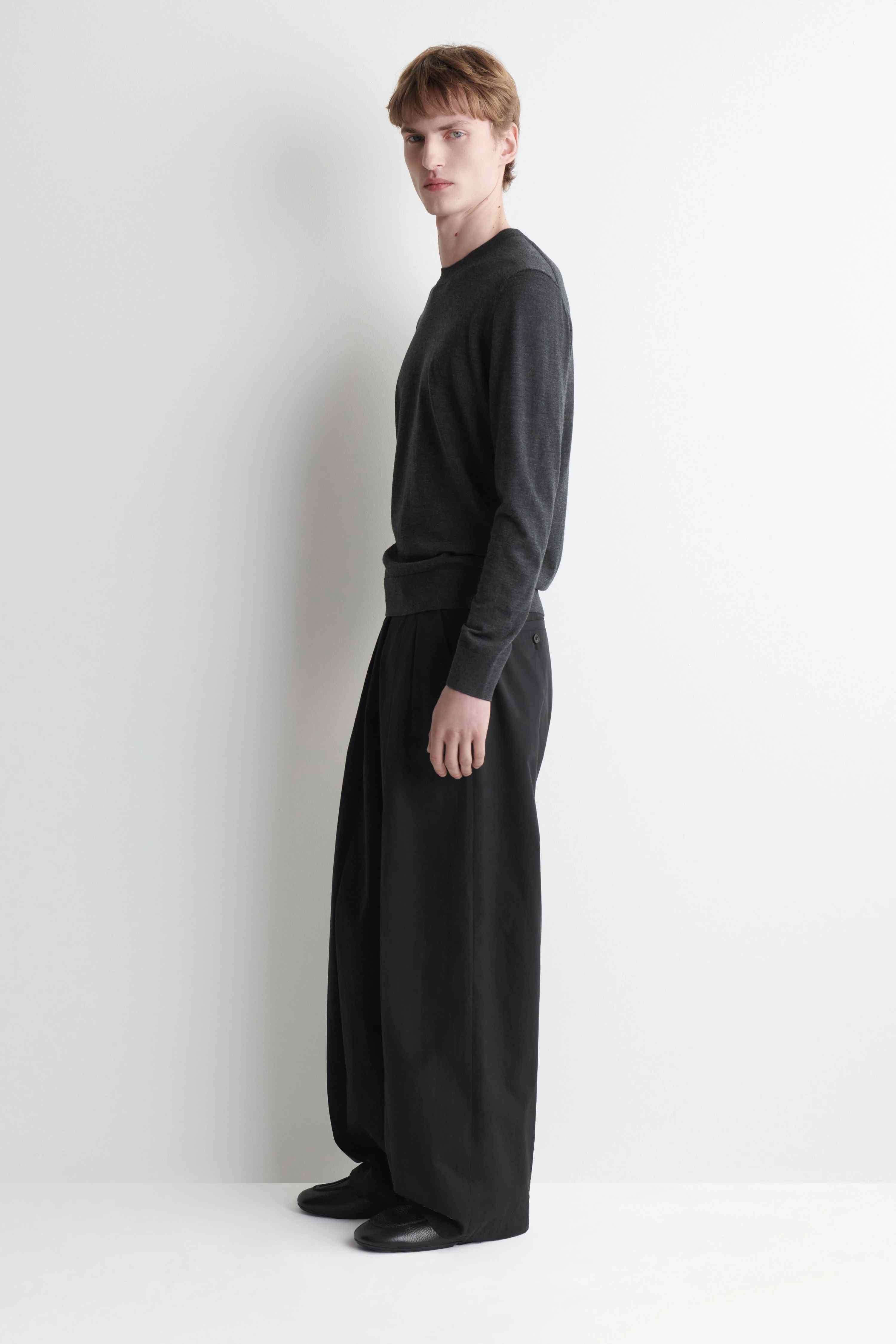 SLIM MERINO WOOL CREW-NECK JUMPER - 4