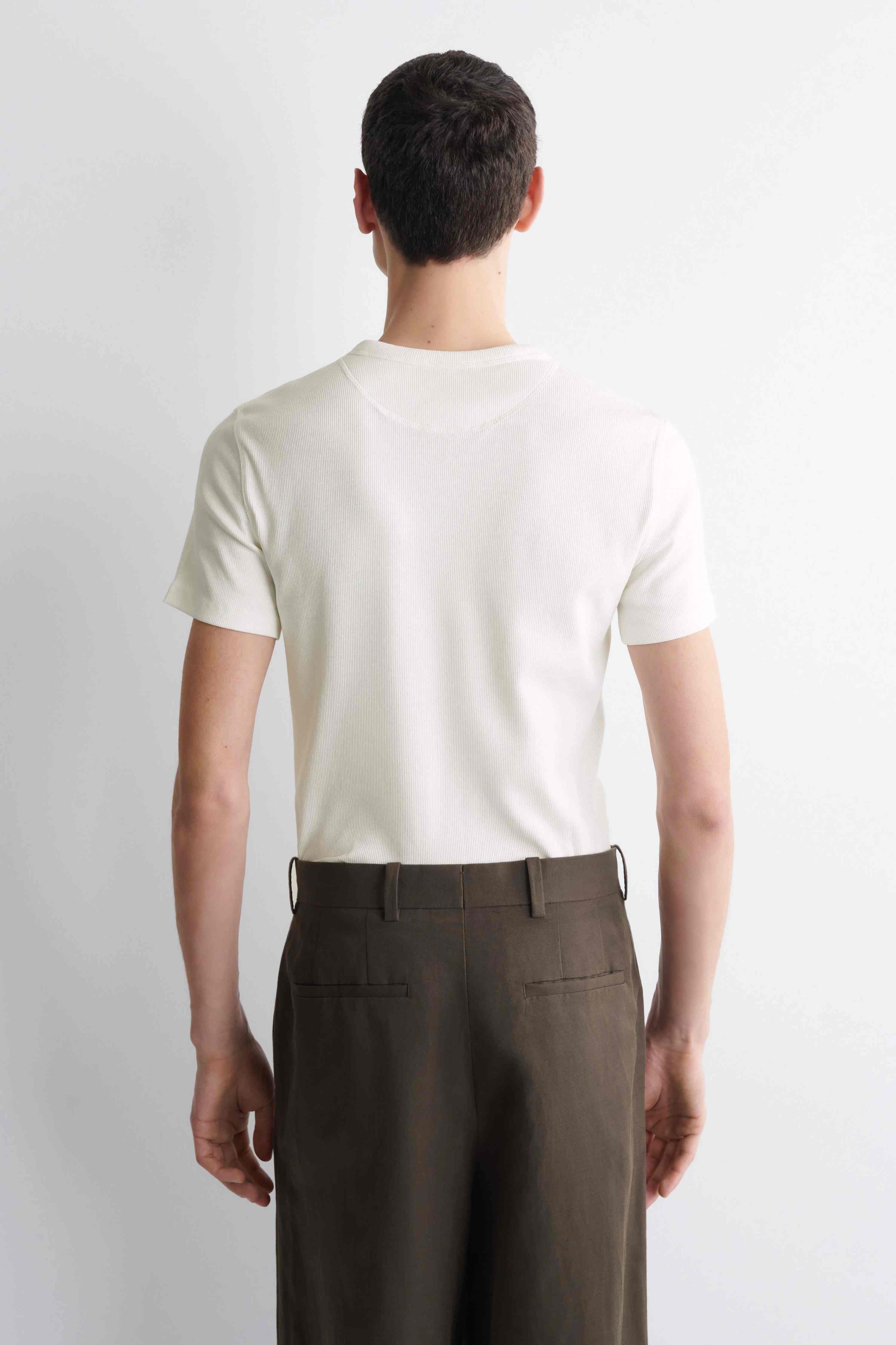 SLIM-FIT RIBBED HENLEY T-SHIRT