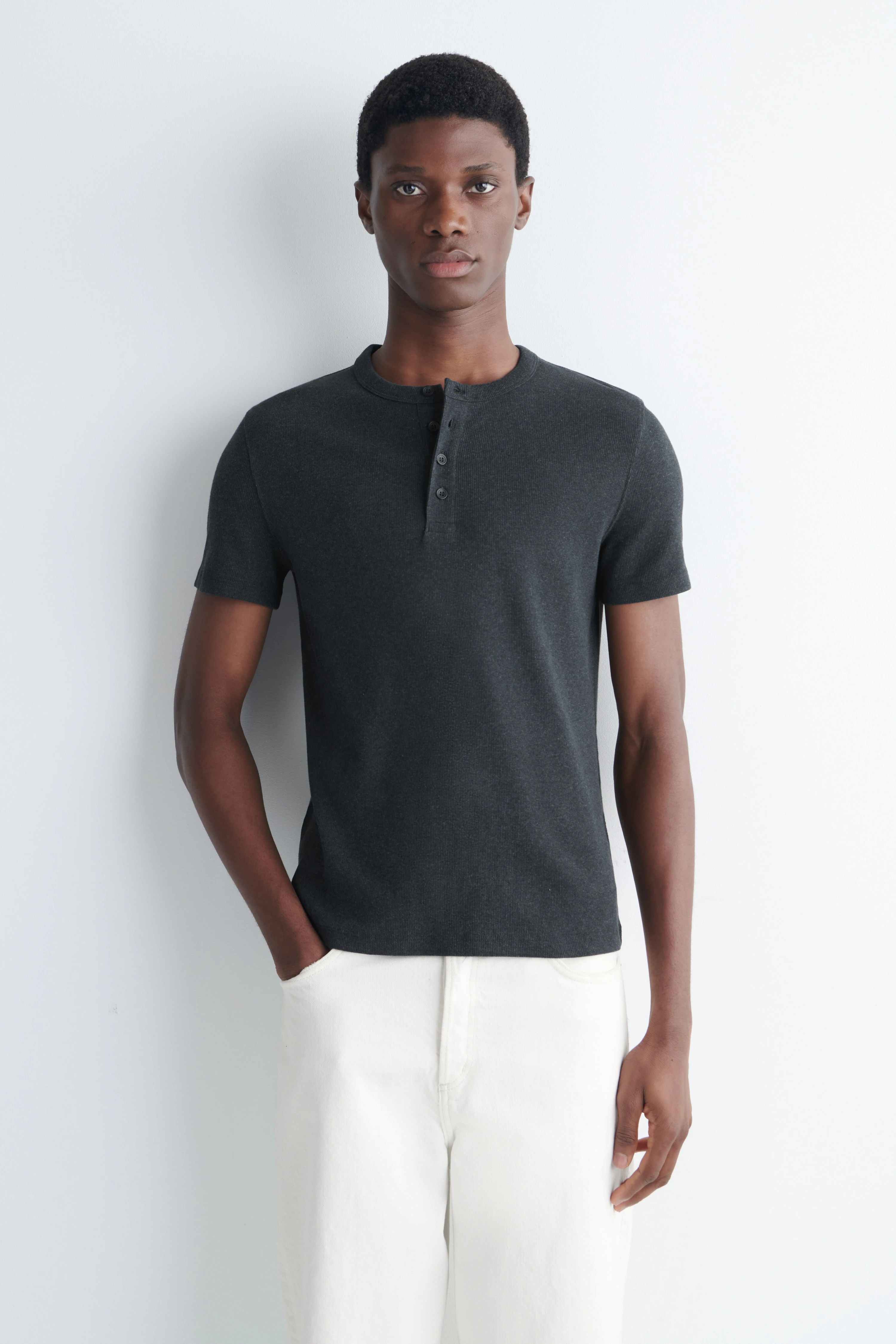 SLIM-FIT RIBBED HENLEY T-SHIRT - 1
