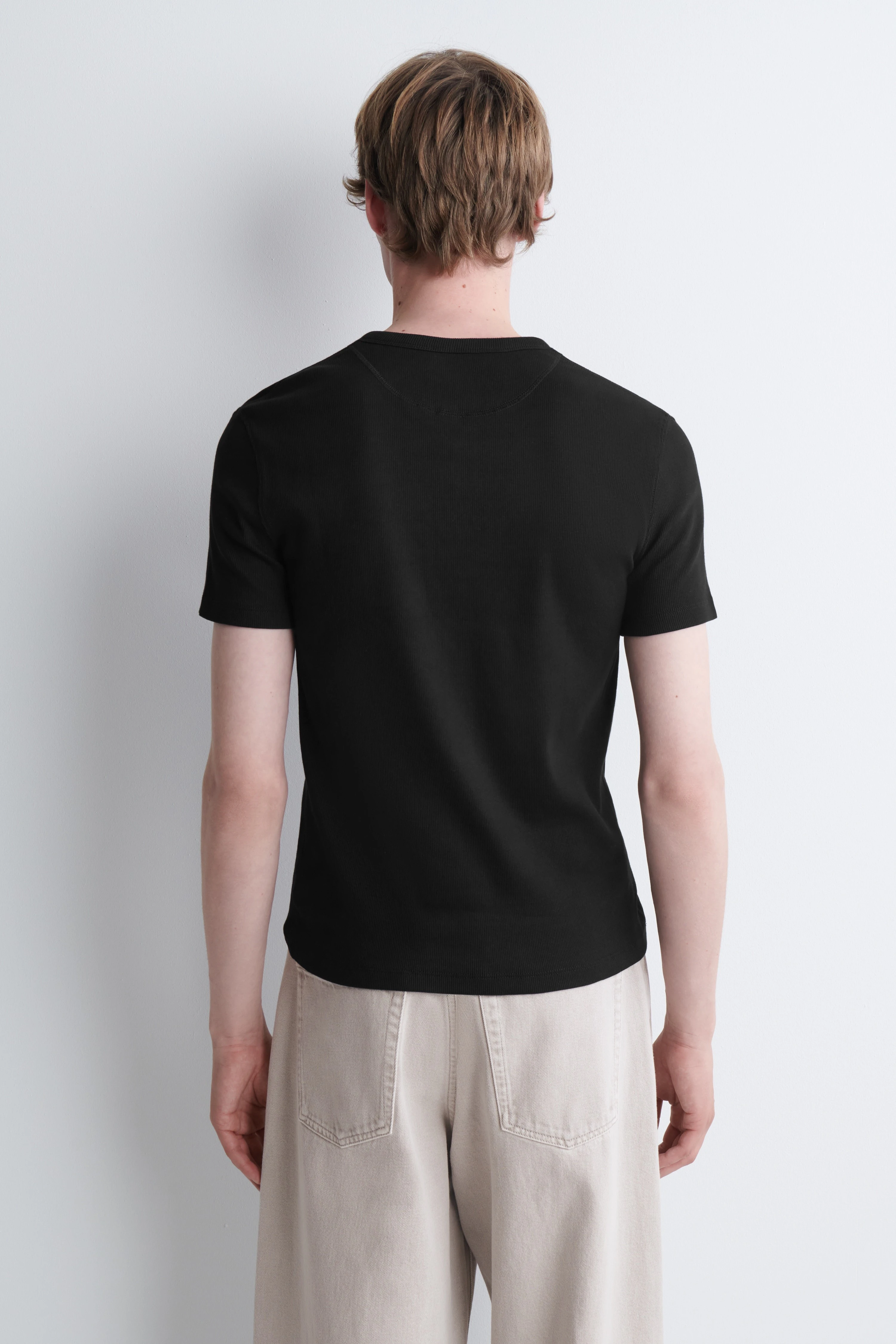 SLIM-FIT RIBBED HENLEY T-SHIRT - 2