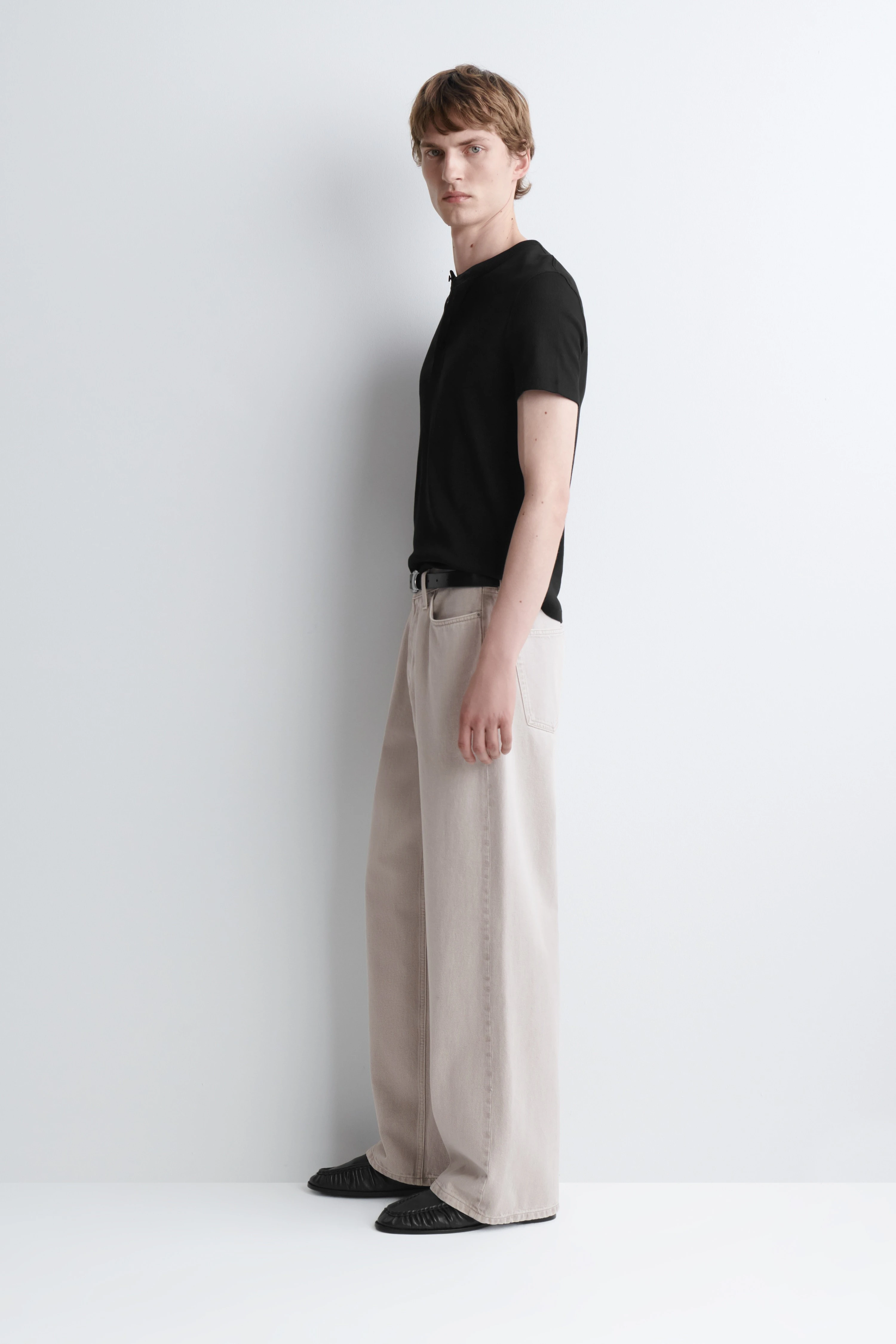SLIM-FIT RIBBED HENLEY T-SHIRT - 4
