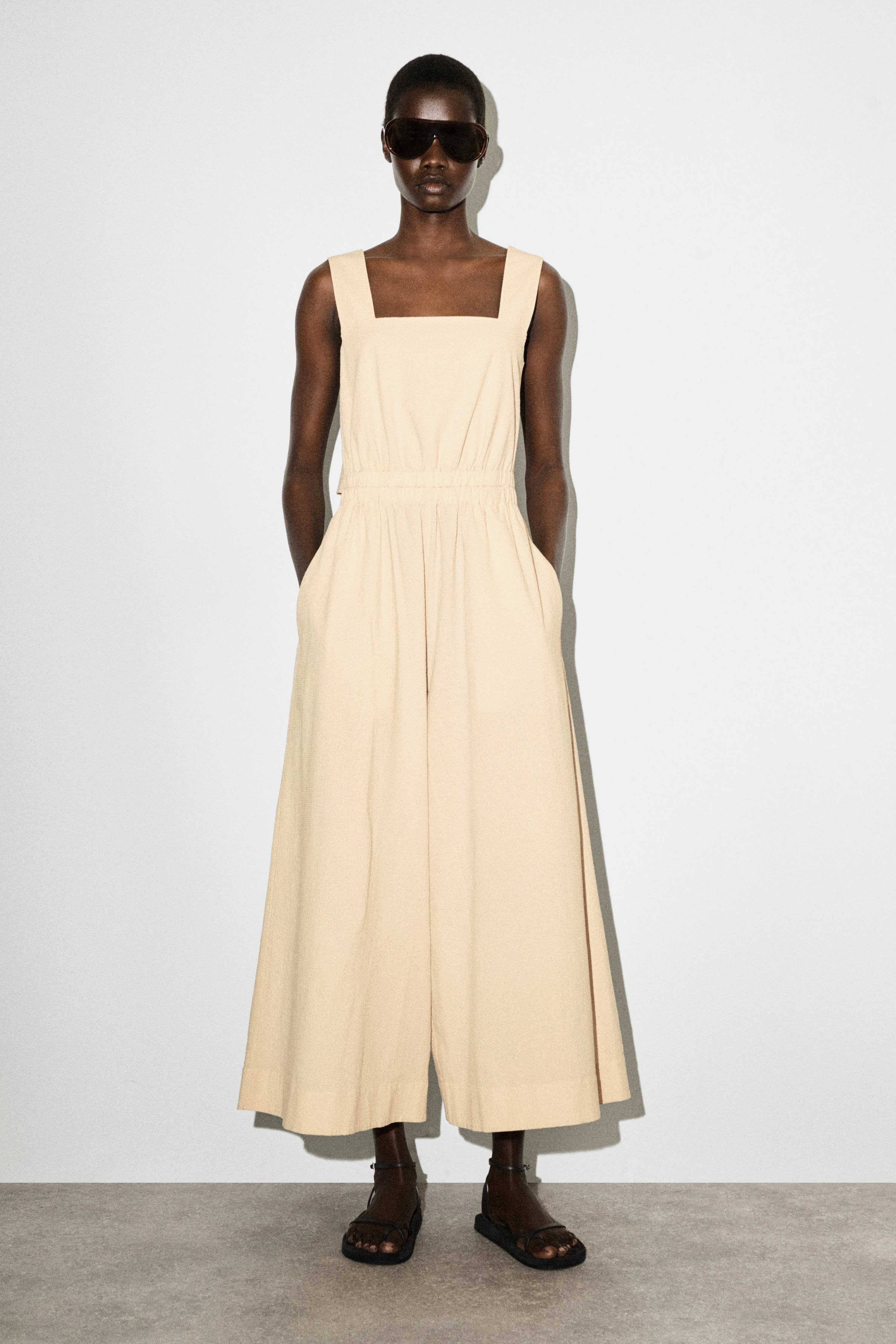 OPEN-BACK SEERSUCKER WIDE-LEG JUMPSUIT - 1