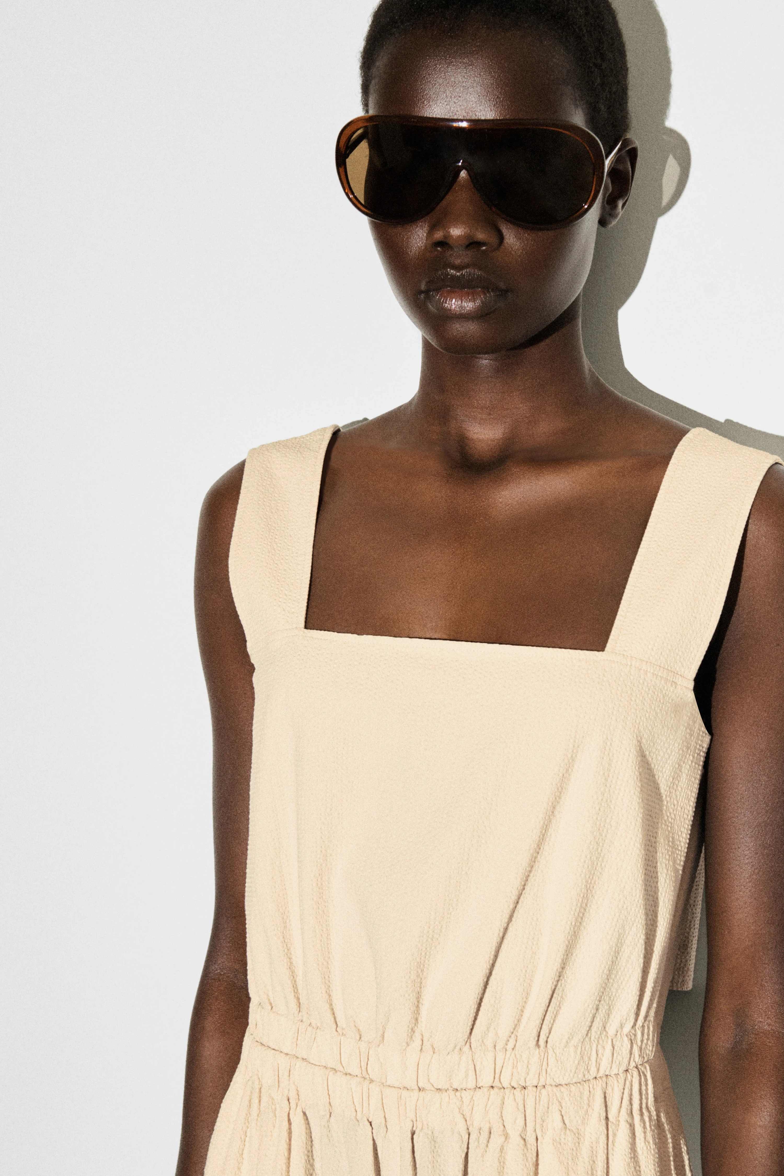 OPEN-BACK SEERSUCKER WIDE-LEG JUMPSUIT