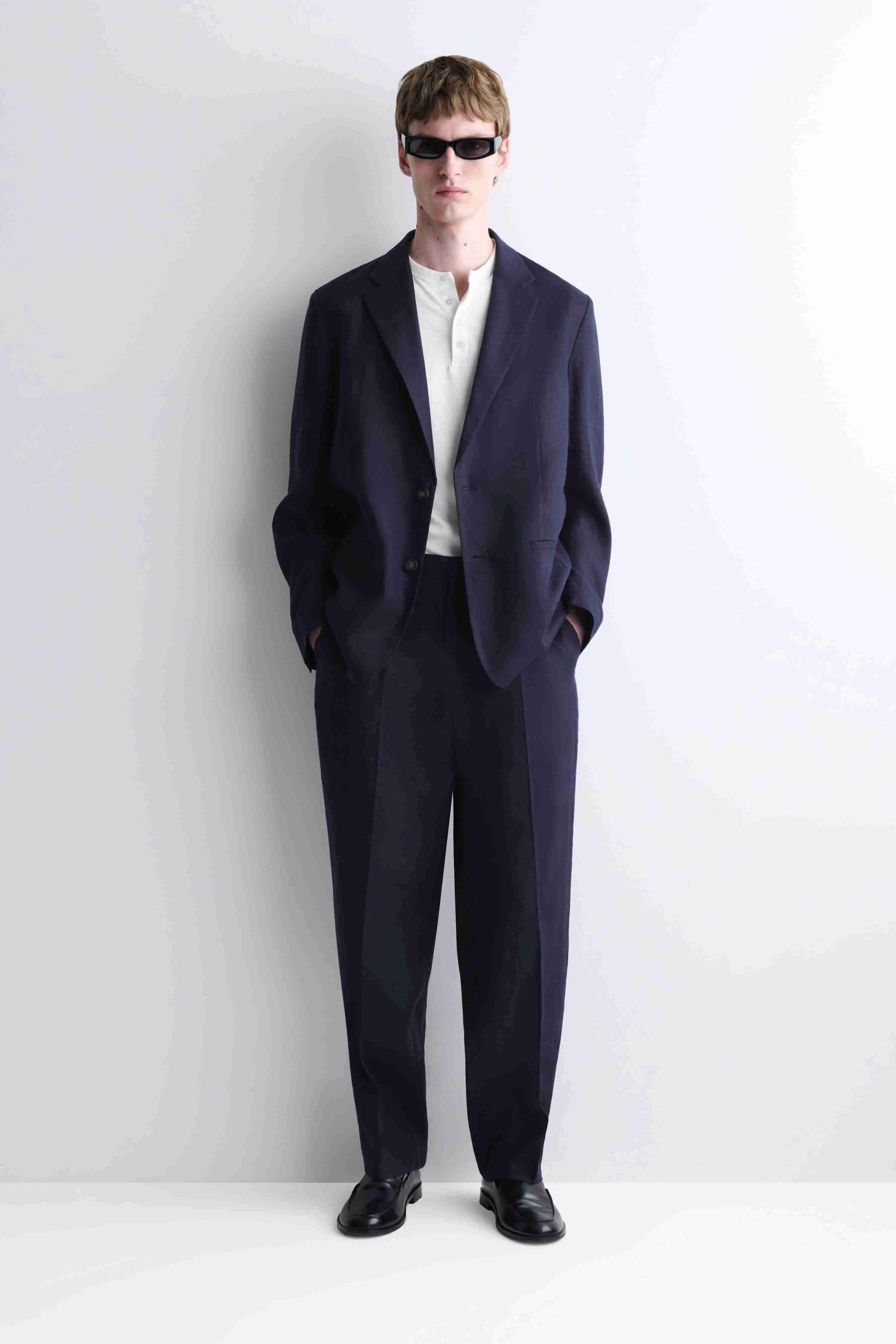 RELAXED LINEN TAPERED TROUSERS - 1