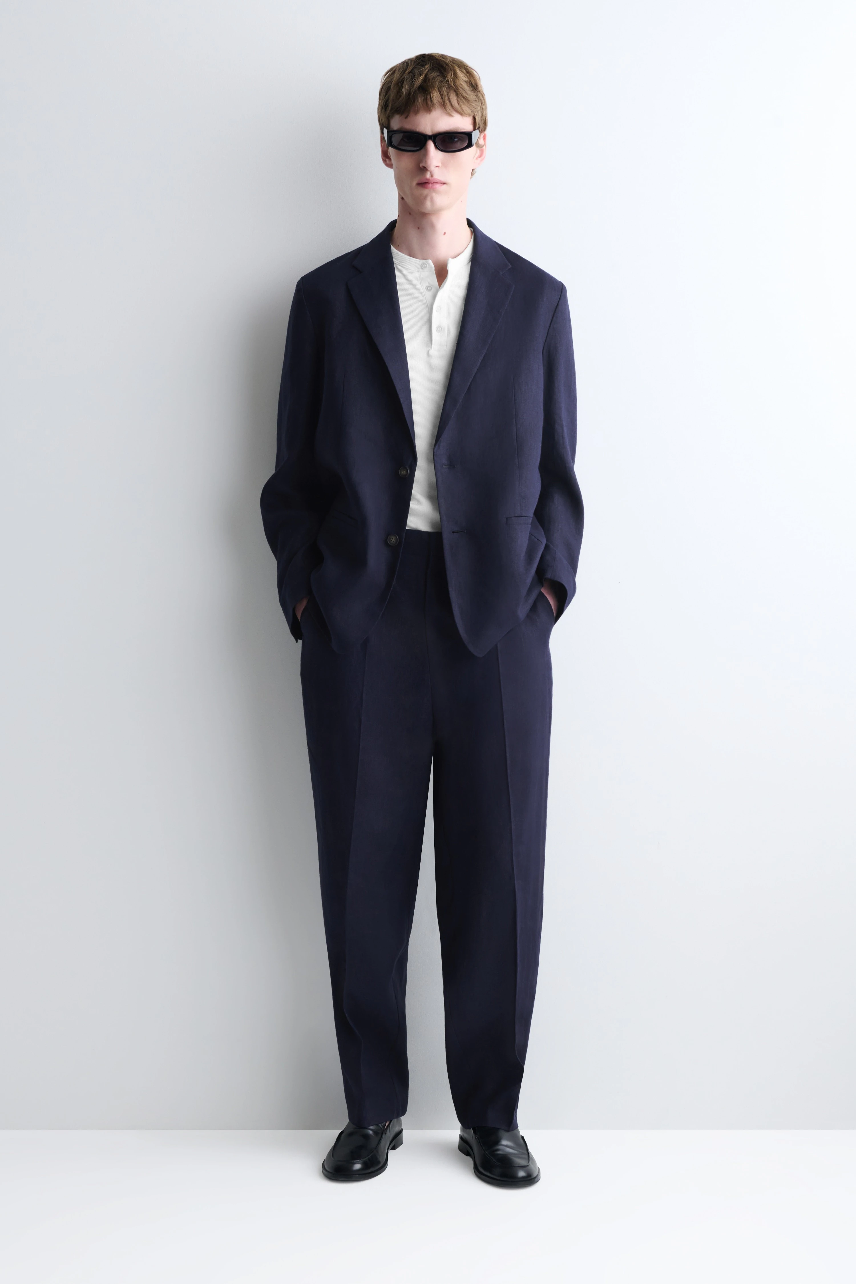RELAXED LINEN TAPERED TROUSERS - 1