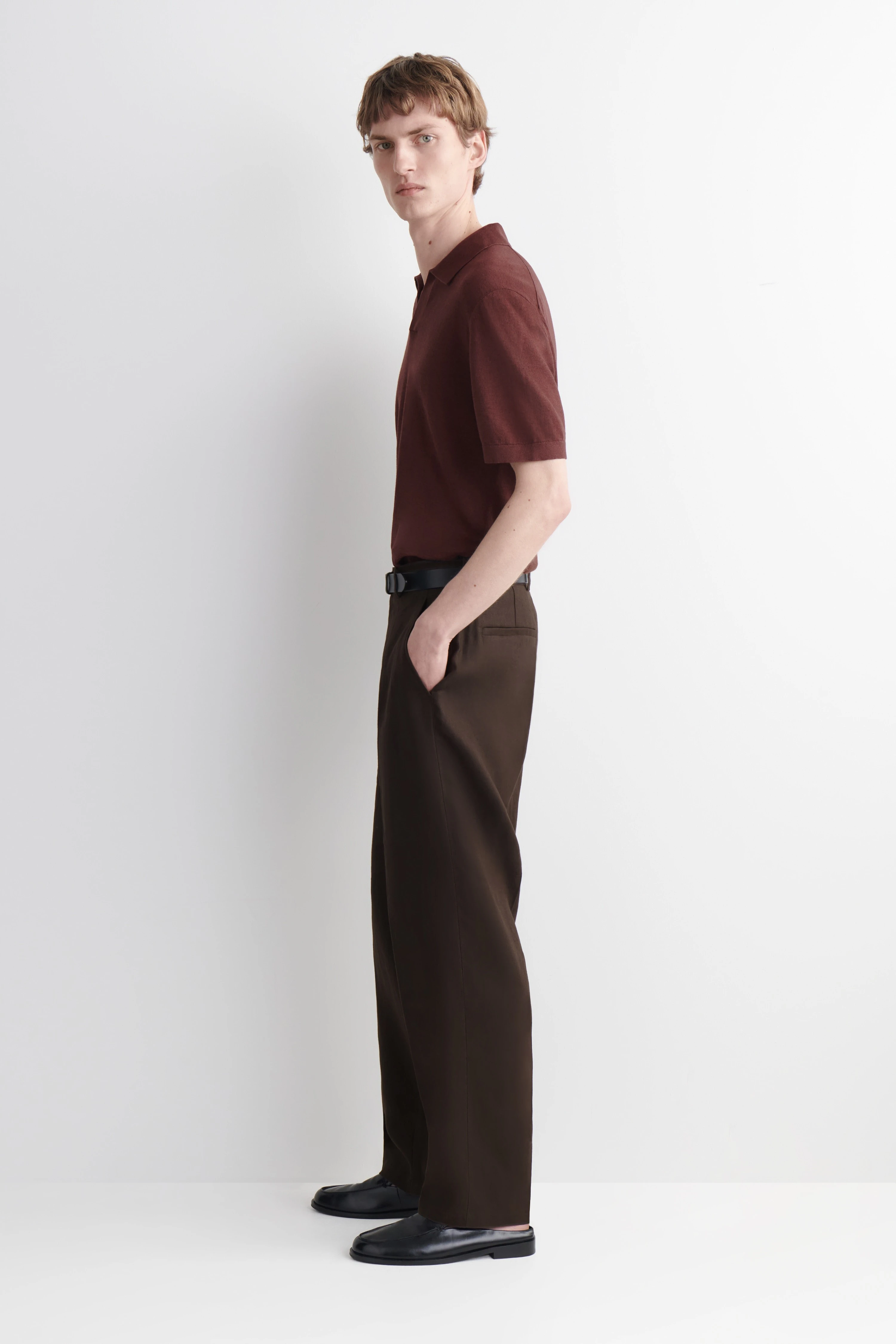 RELAXED LINEN TAPERED TROUSERS - 4