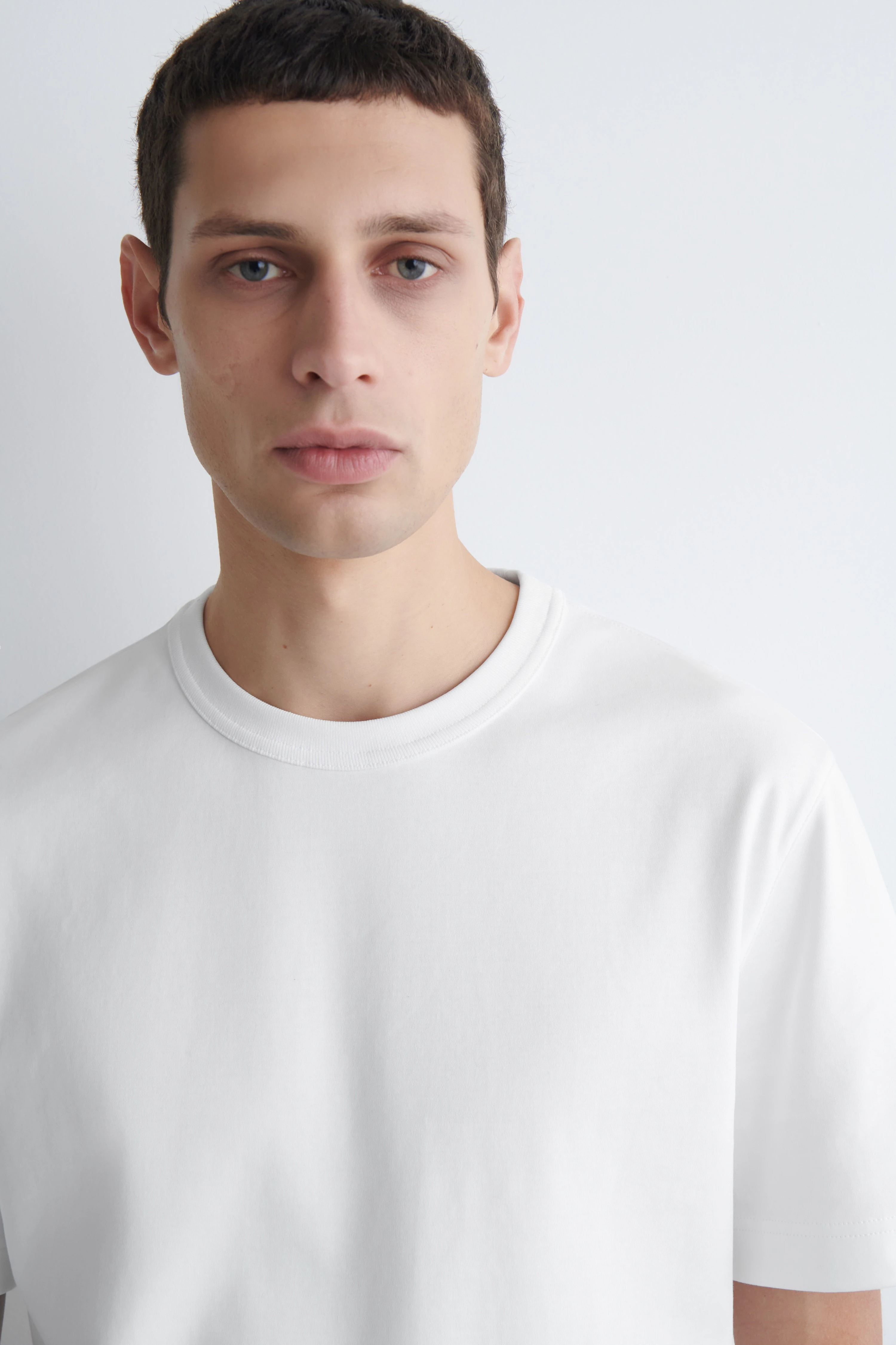 INTERLOCK COTTON CREW-NECK T-SHIRT - 4