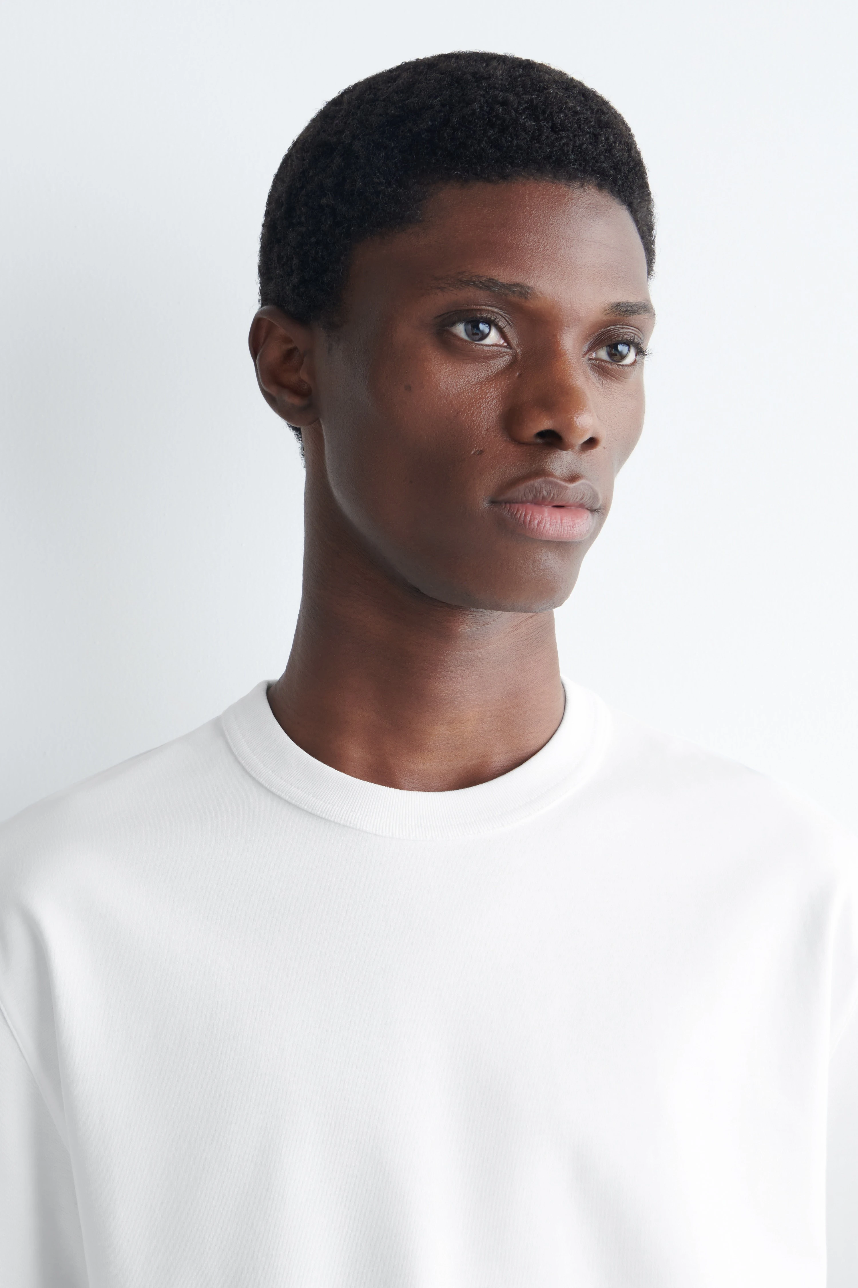 INTERLOCK COTTON CREW-NECK T-SHIRT - 3
