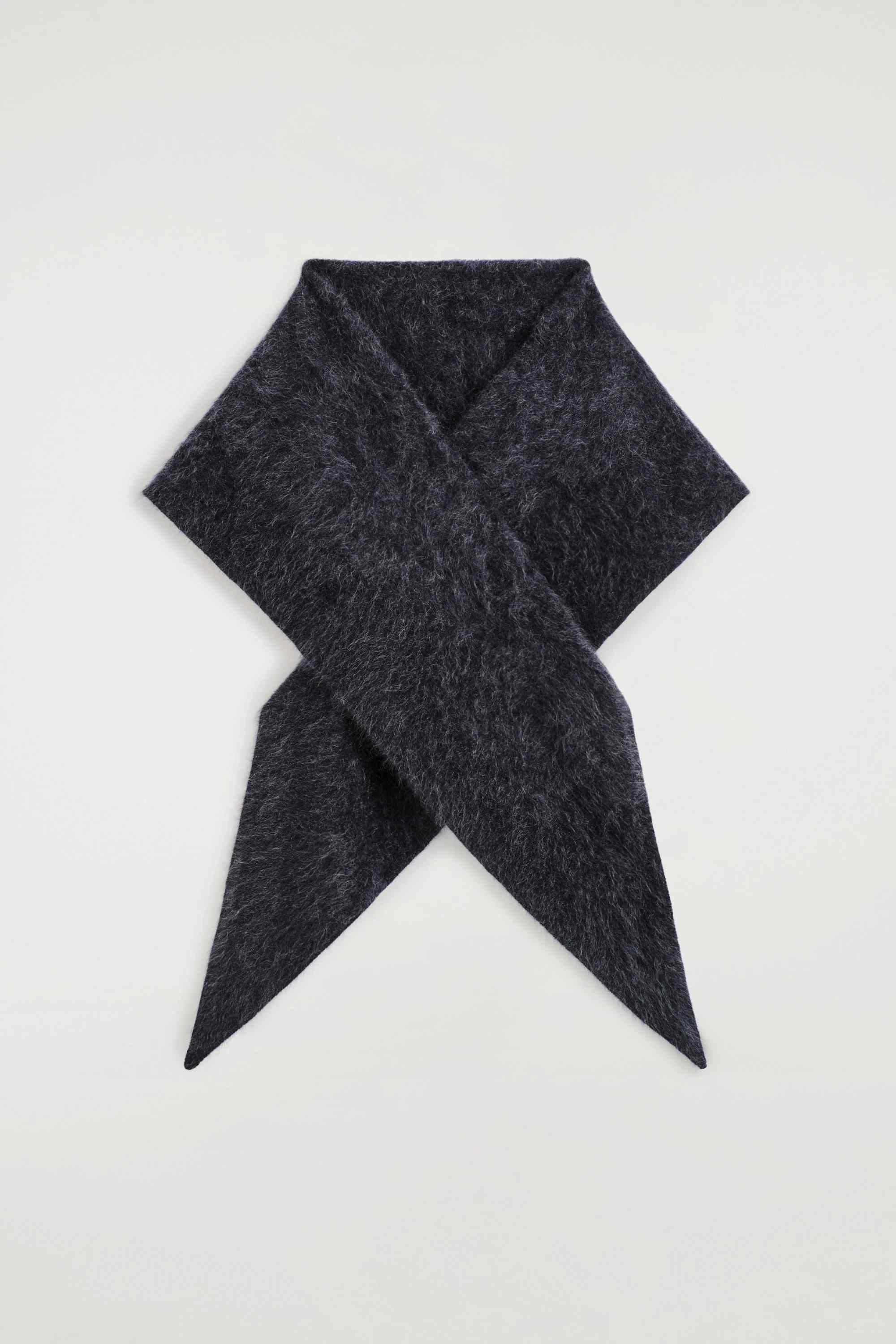 BRUSHED PURE CASHMERE TRIANGLE SCARF