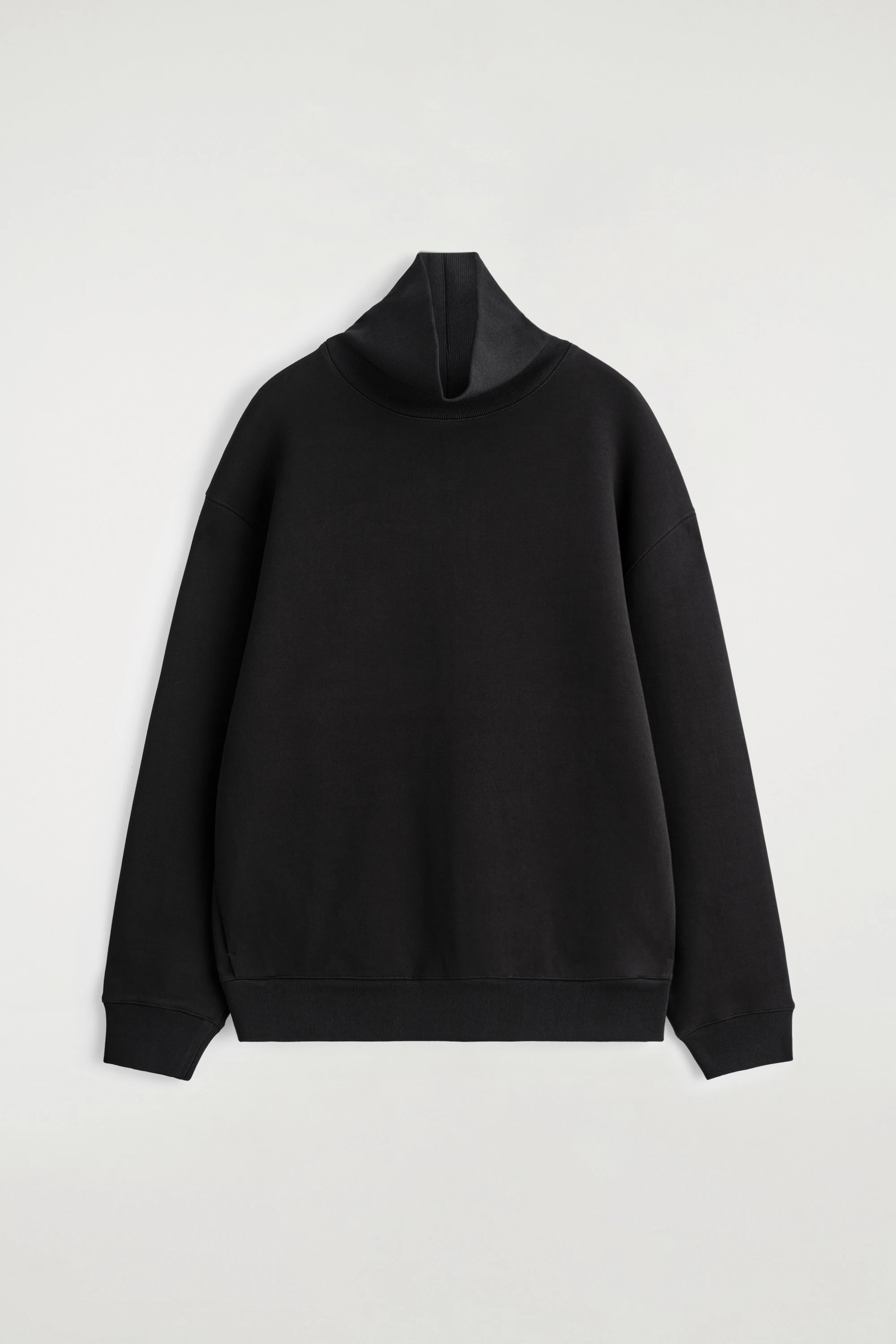 SCUBA FUNNEL-NECK SWEATSHIRT
