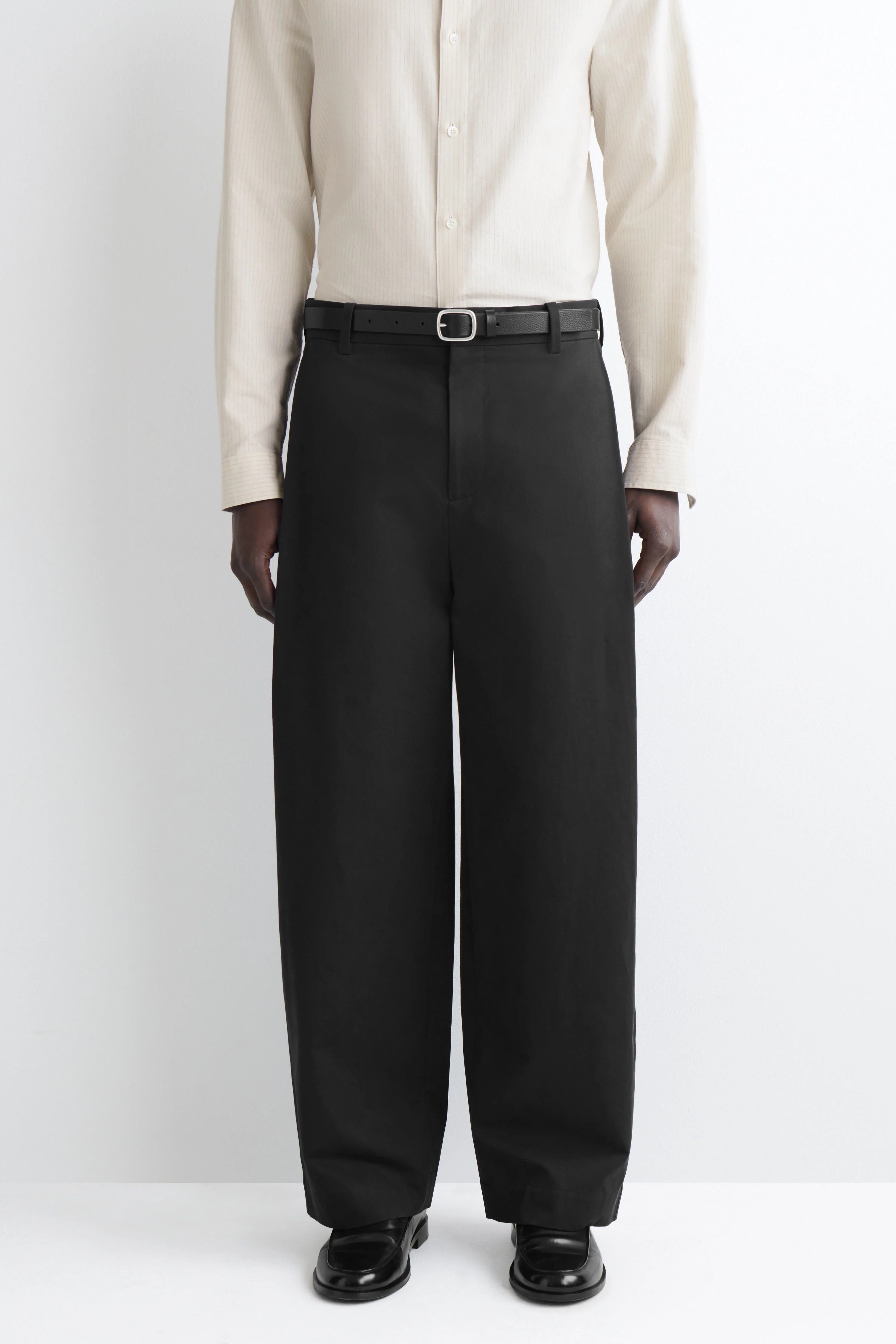 PLEATED COTTON RELAXED-FIT WIDE-LEG TROUSERS - 3