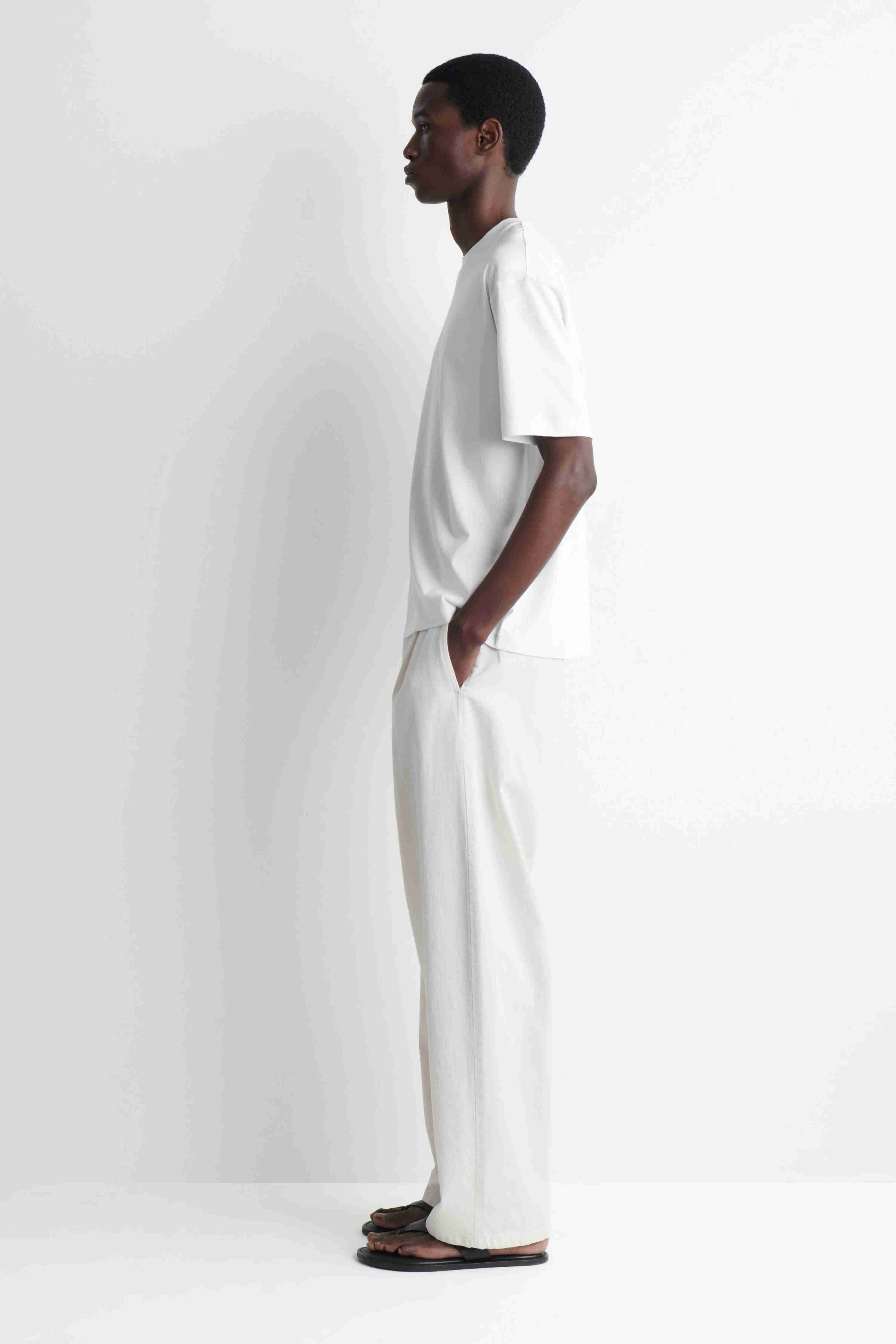 RELAXED LIGHTWEIGHT COTTON T-SHIRT - 4