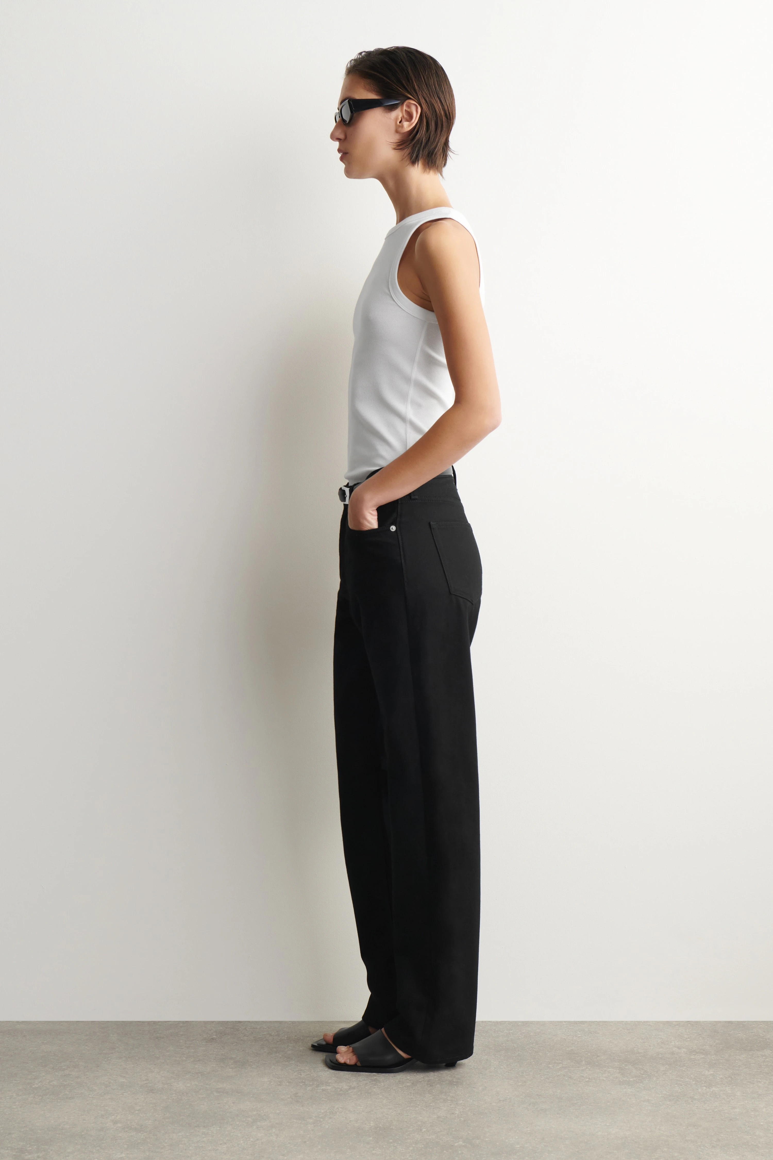 CHORD STRAIGHT-LEG JEANS - 3