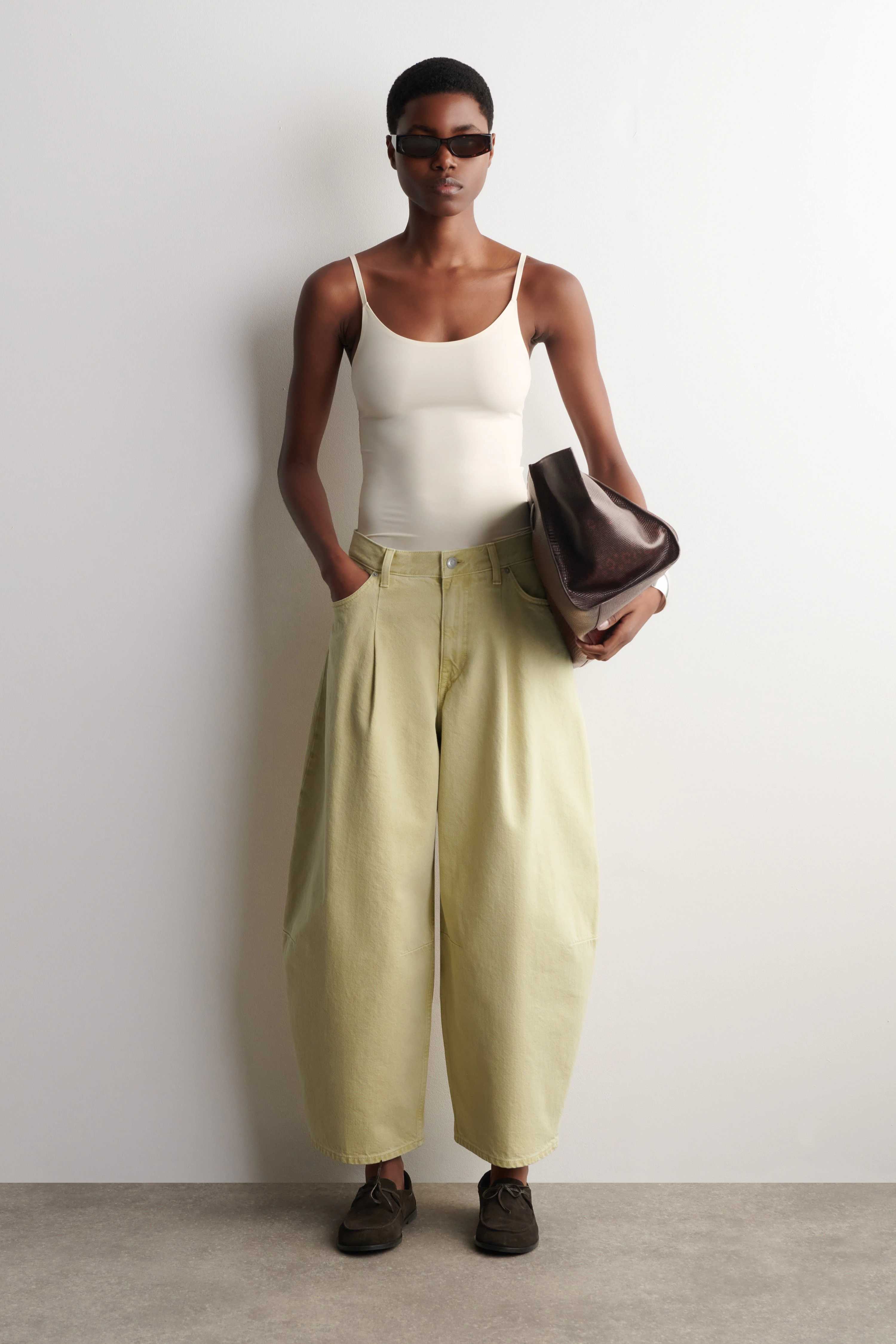 TWINE BARREL-LEG JEANS - 1