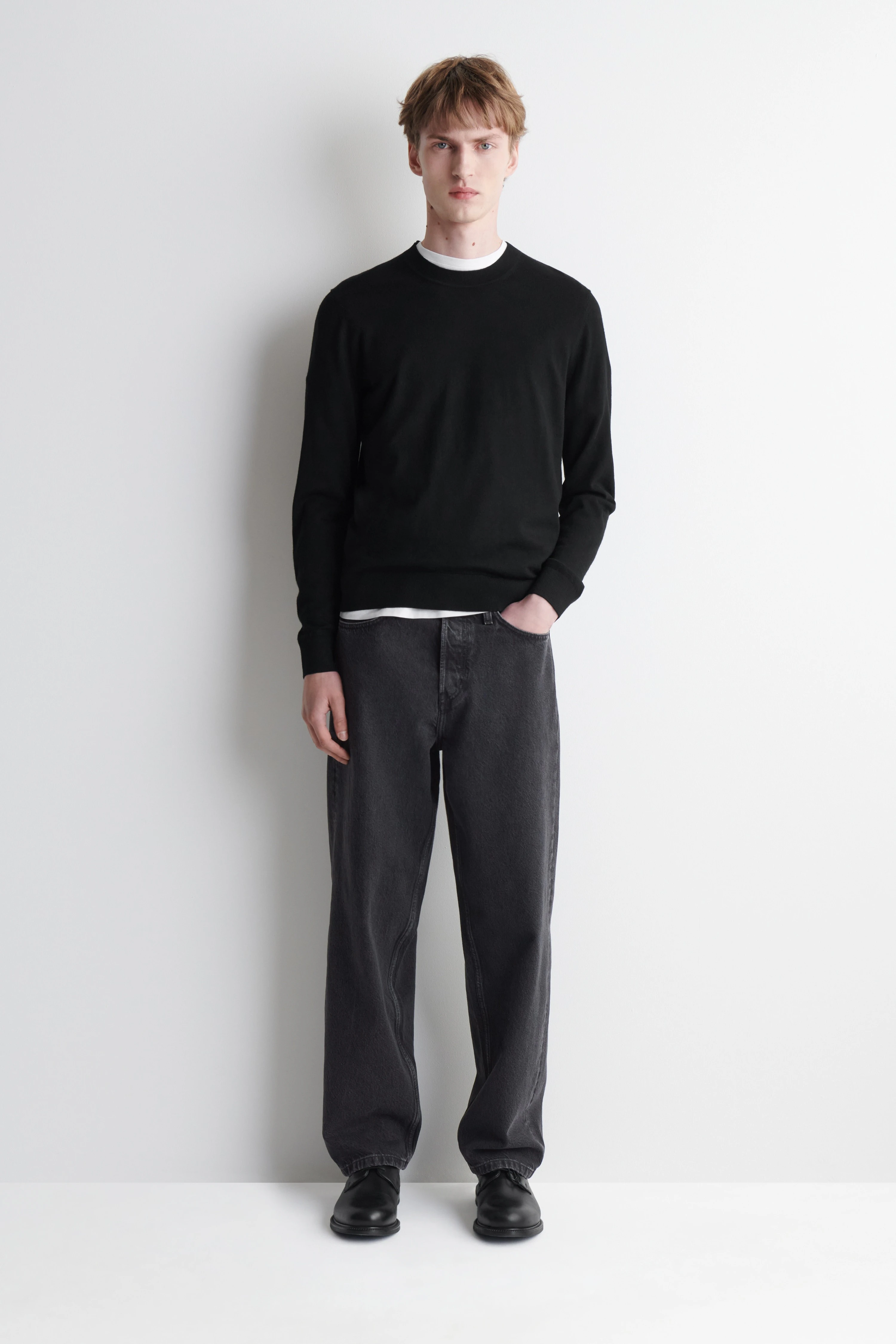 RIDER RELAXED-FIT STRAIGHT-LEG JEANS
