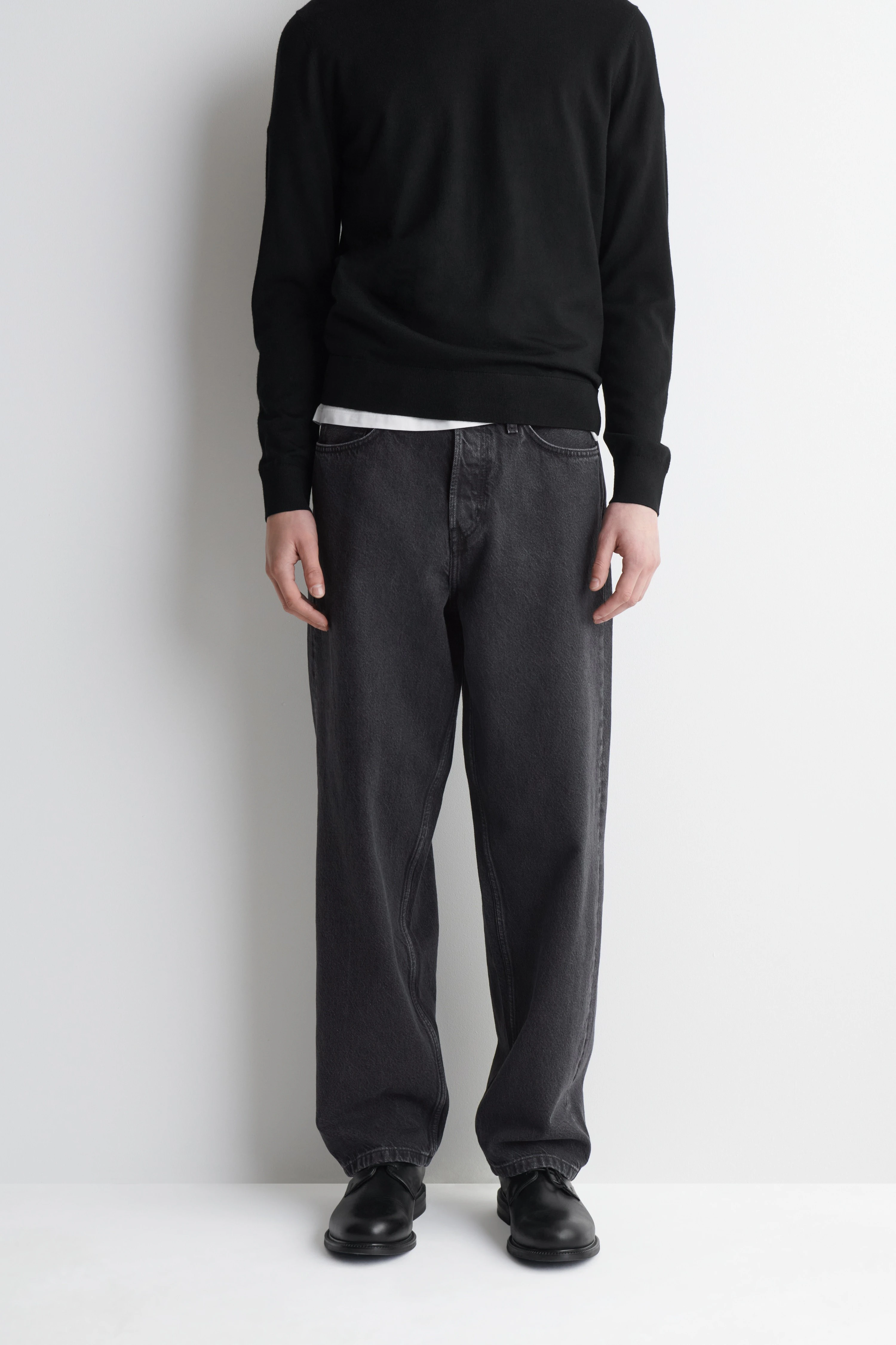 RIDER RELAXED-FIT STRAIGHT-LEG JEANS