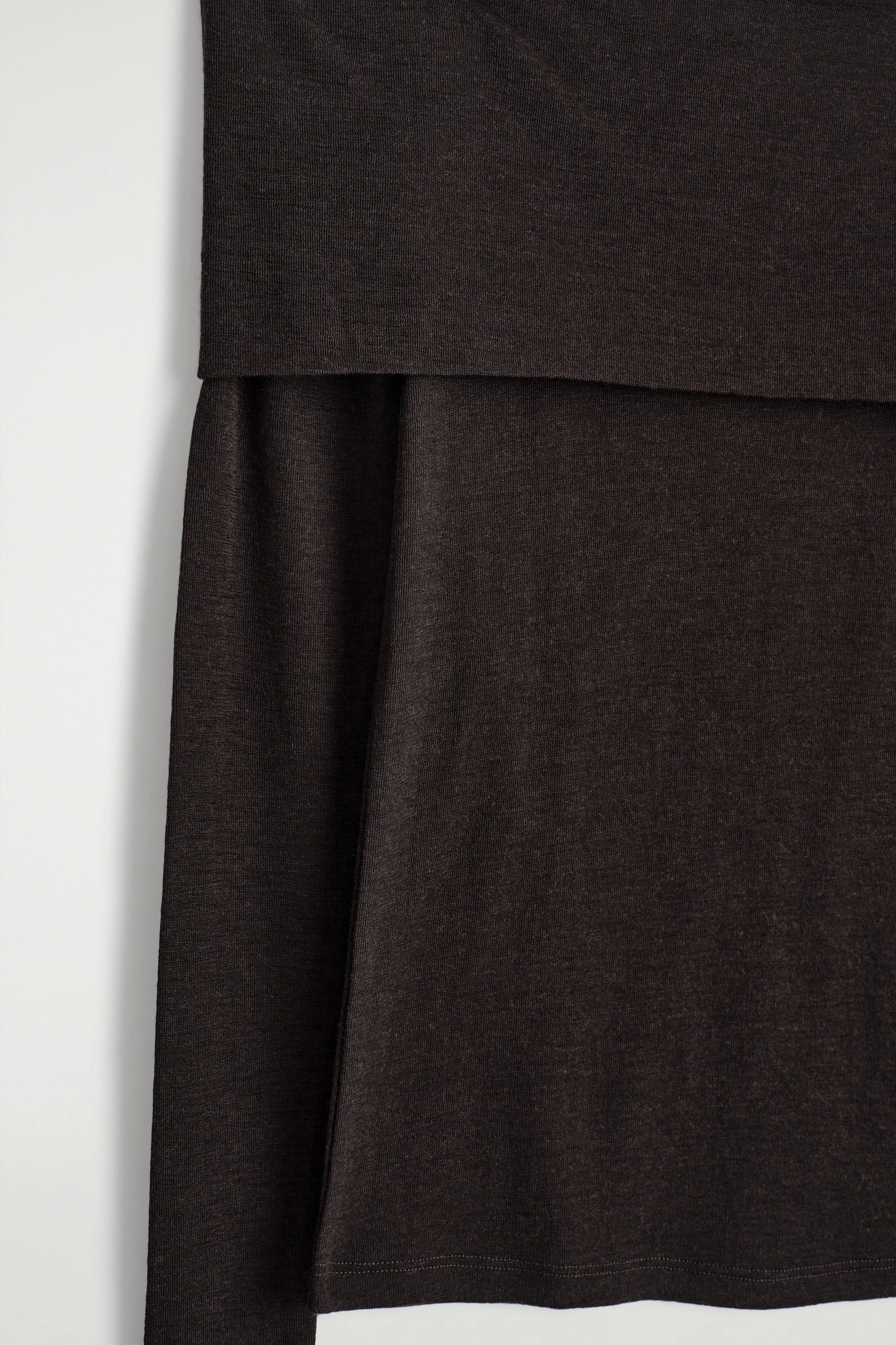 OFF-THE-SHOULDER MERINO WOOL TOP