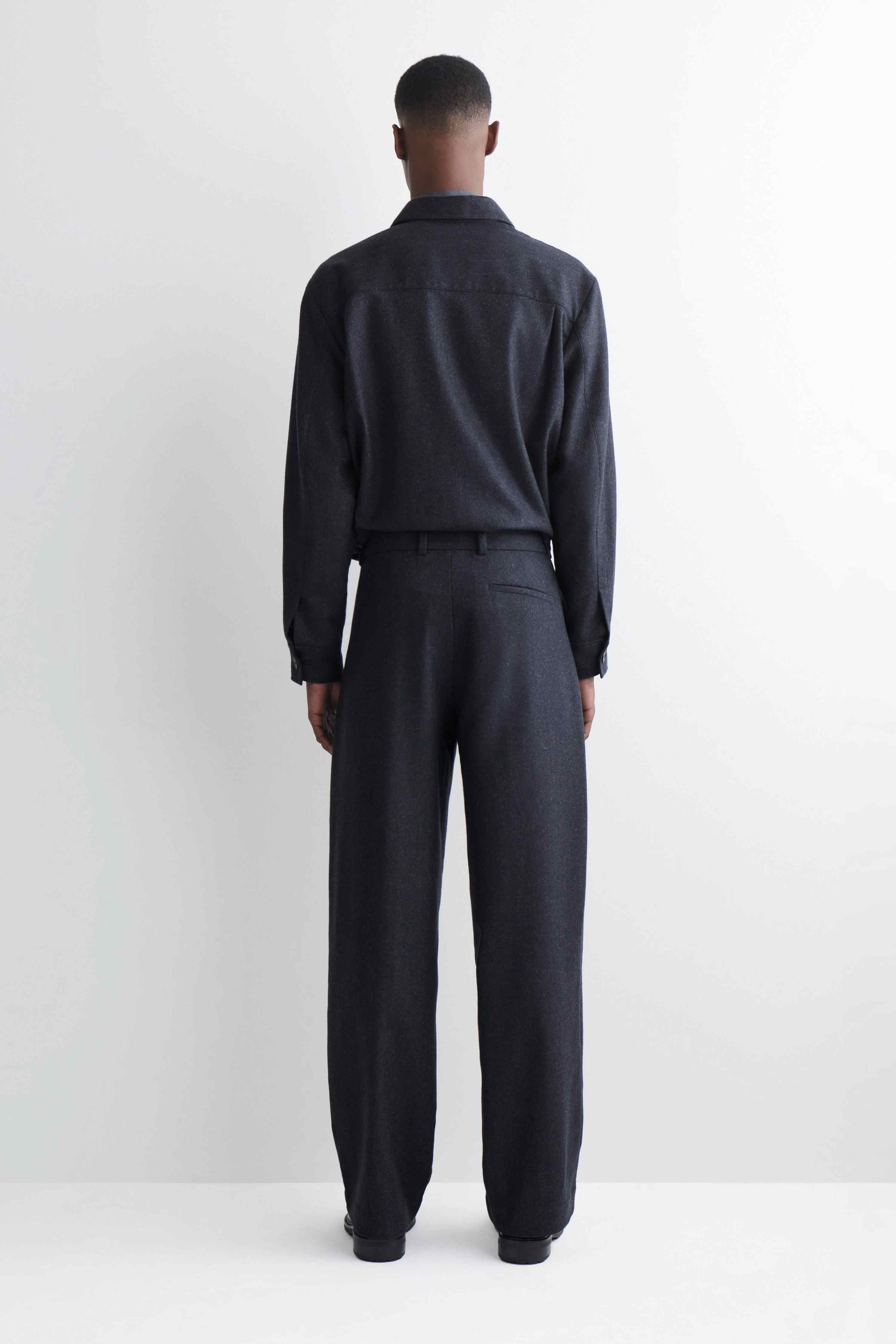 WOOL RELAXED-FIT TAPERED TROUSERS - 2