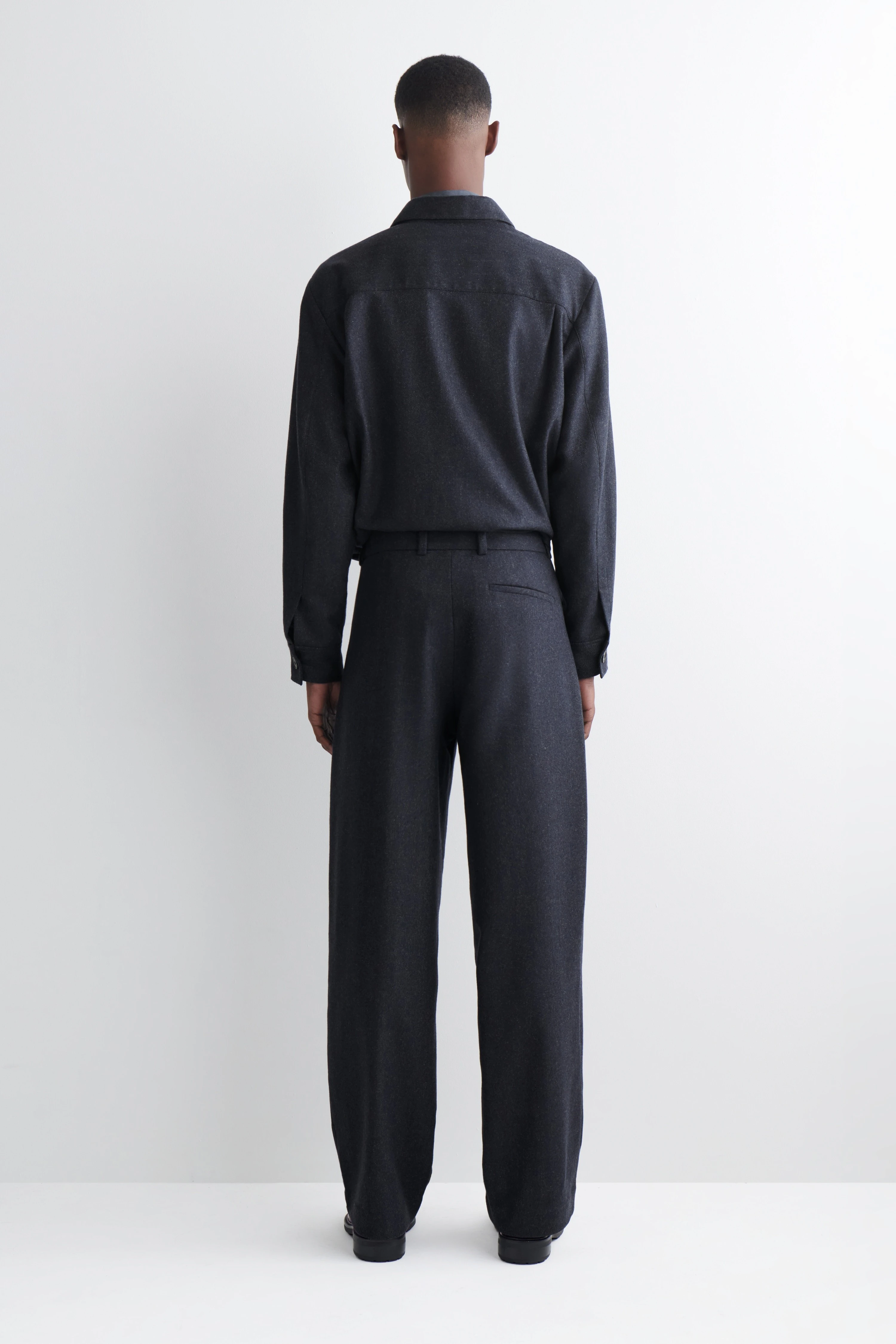 WOOL RELAXED-FIT TAPERED TROUSERS - 2