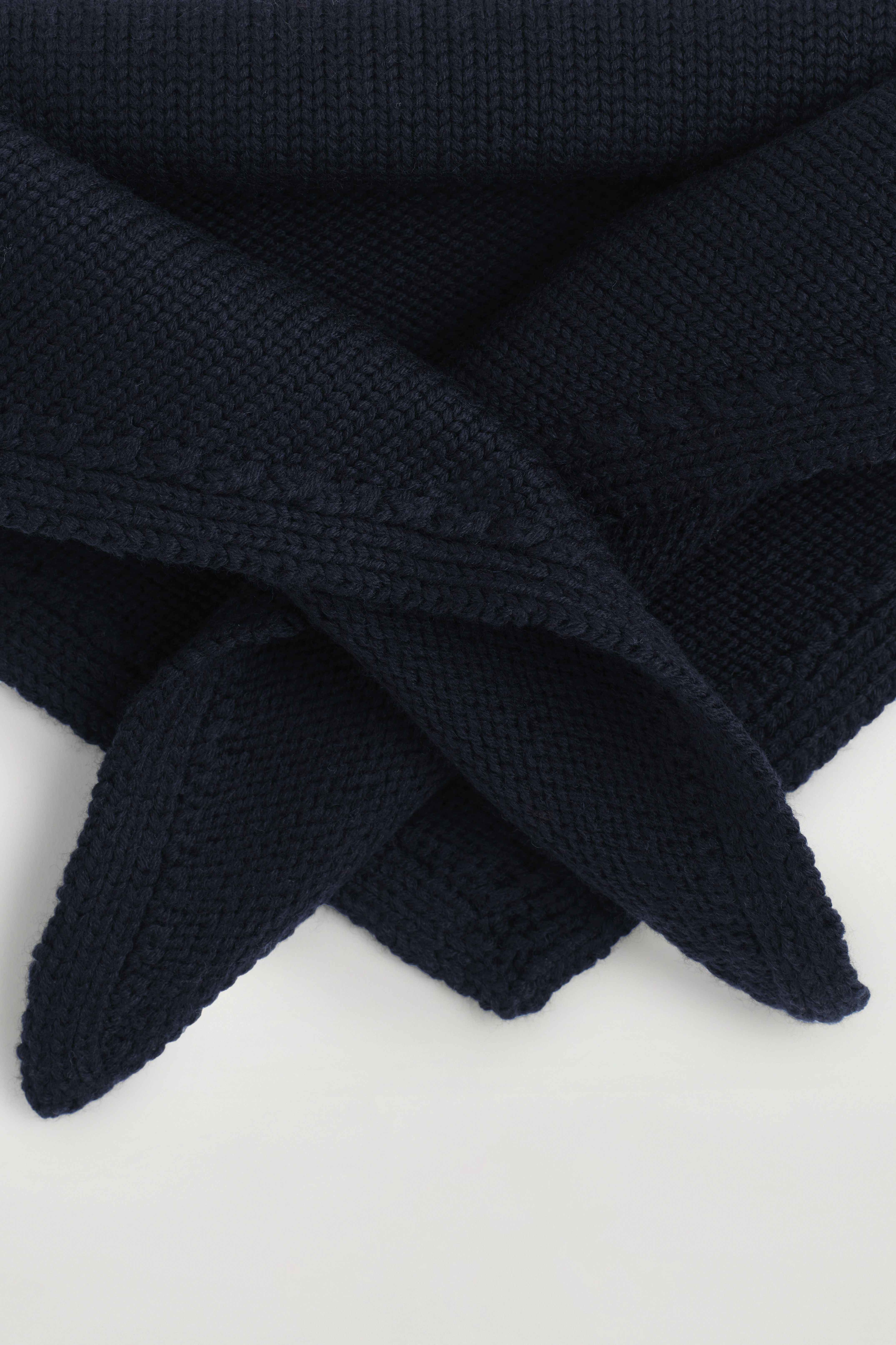MERINO WOOL TRIANGLE SCARF - 4