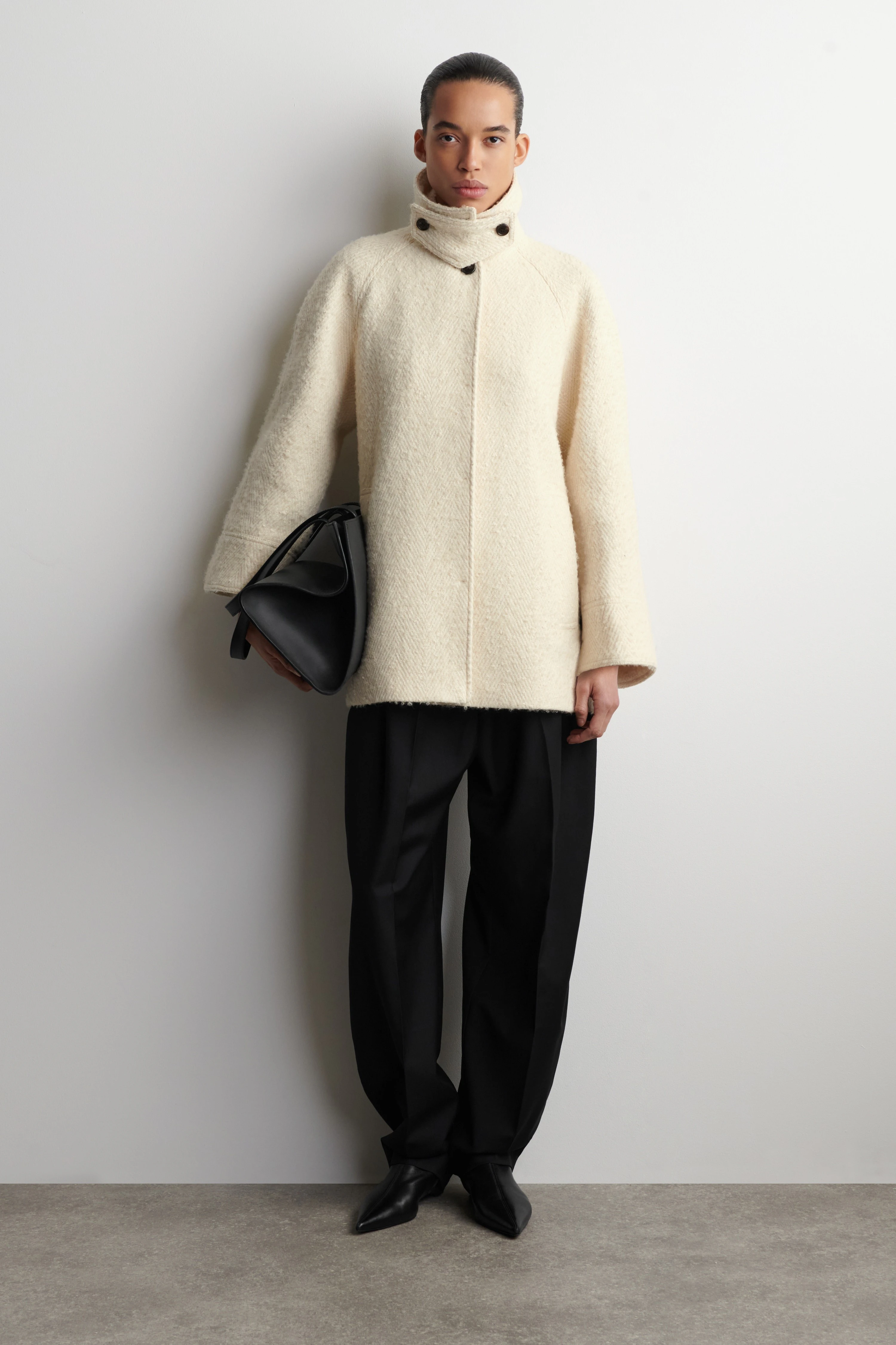 FUNNEL-NECK WOOL-HERRINGBONE SHORT COAT - 1