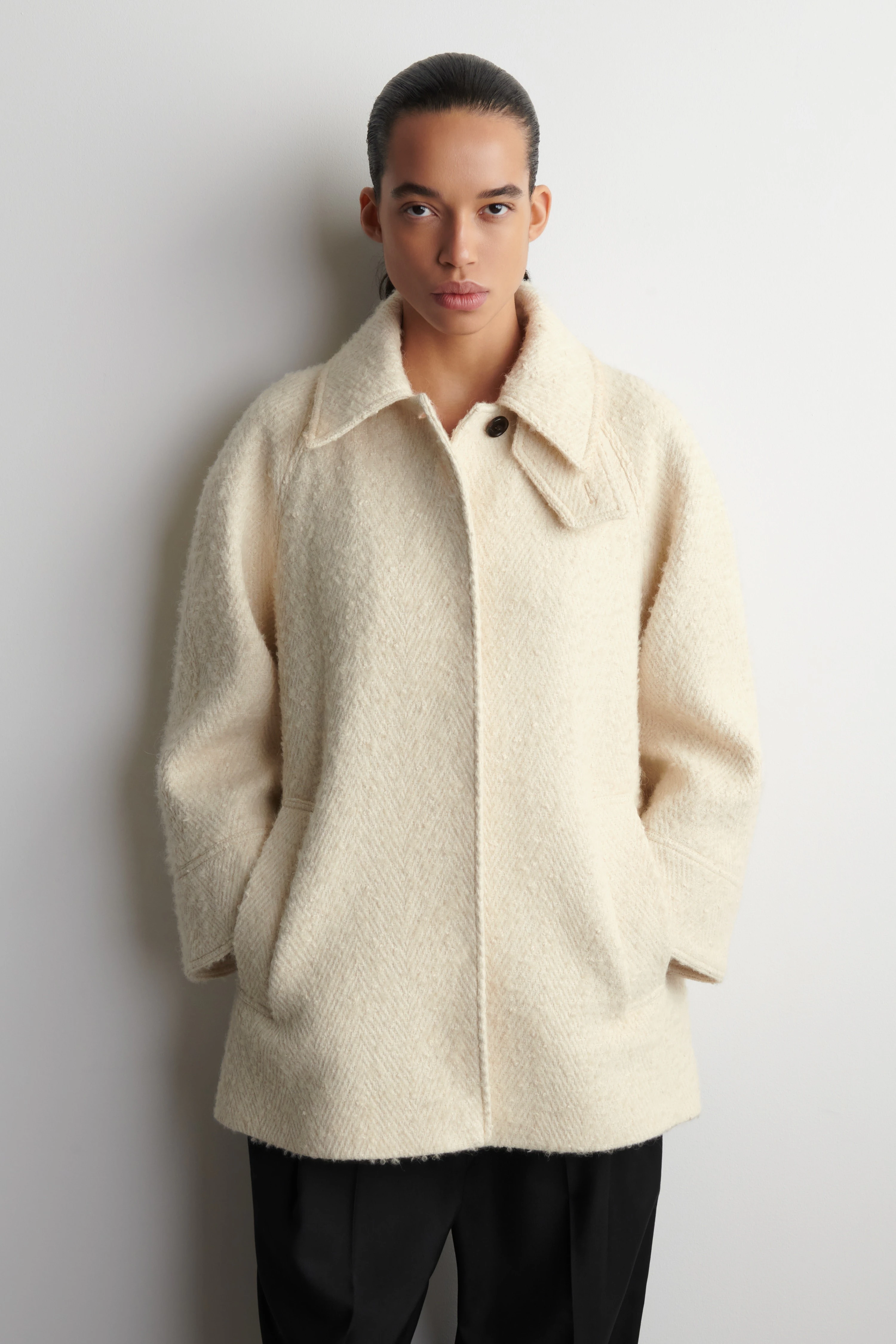 FUNNEL-NECK WOOL-HERRINGBONE SHORT COAT - 3