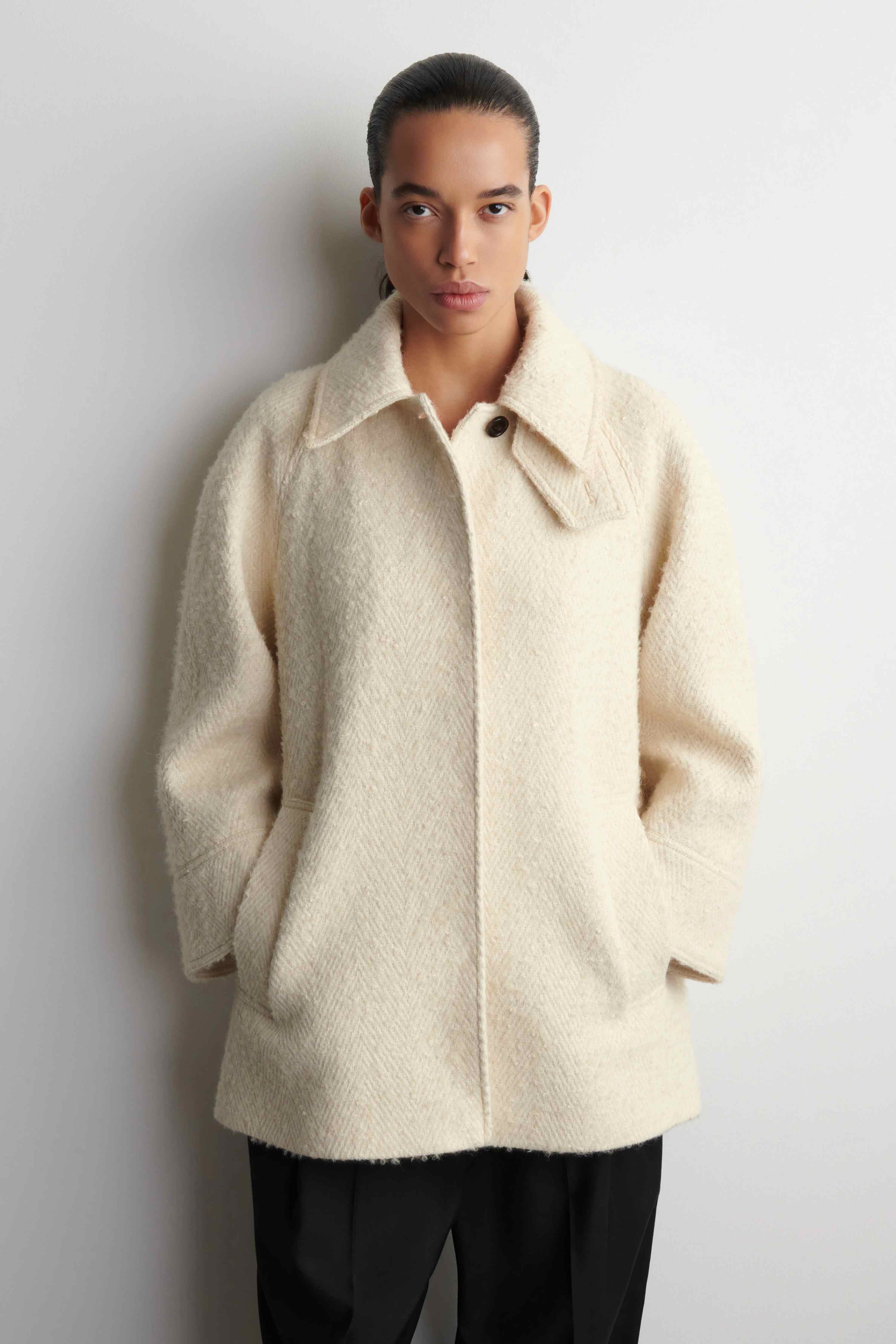 FUNNEL-NECK WOOL-HERRINGBONE SHORT COAT - 3