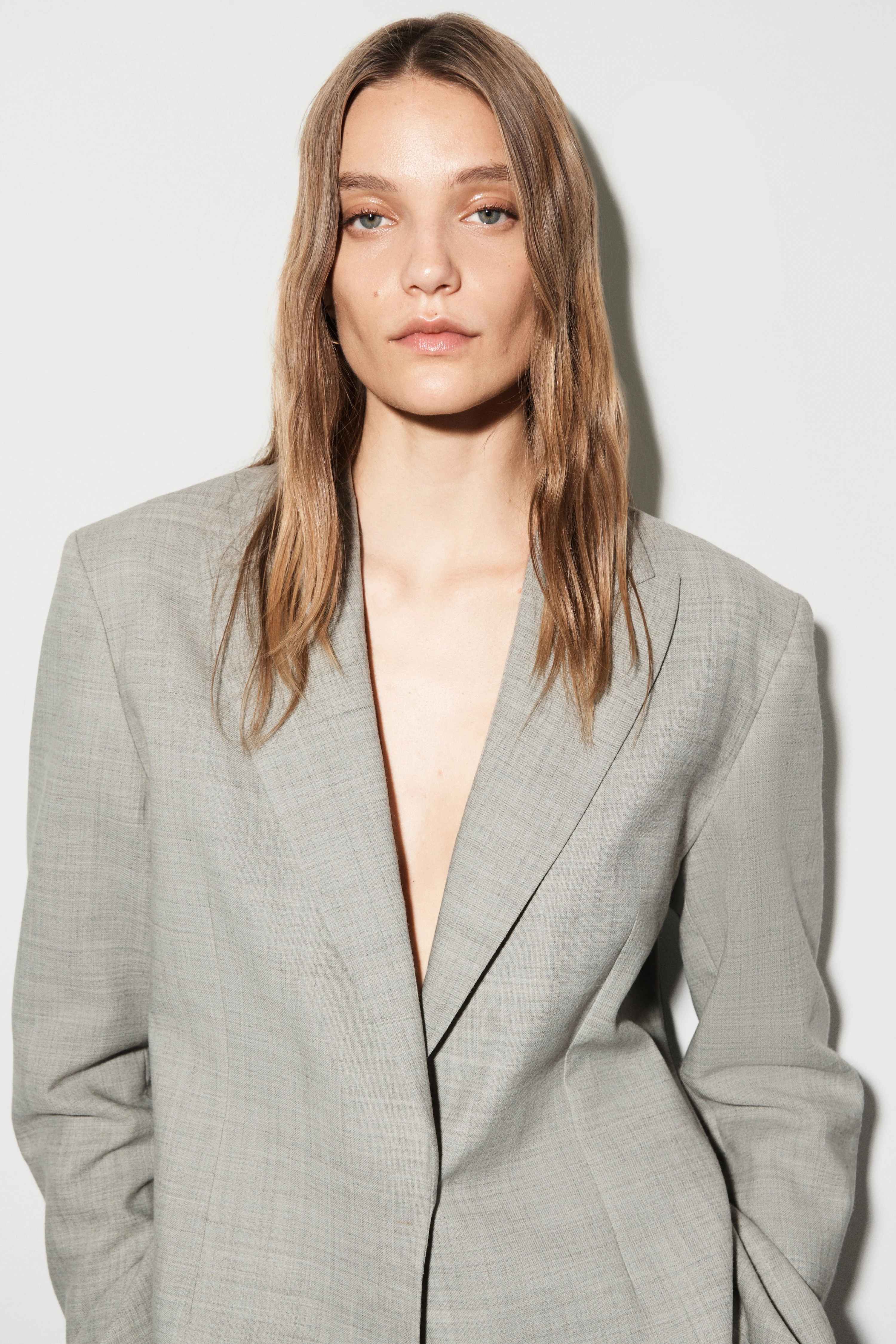 STRUCTURED WOOL-BLEND BLAZER - 6