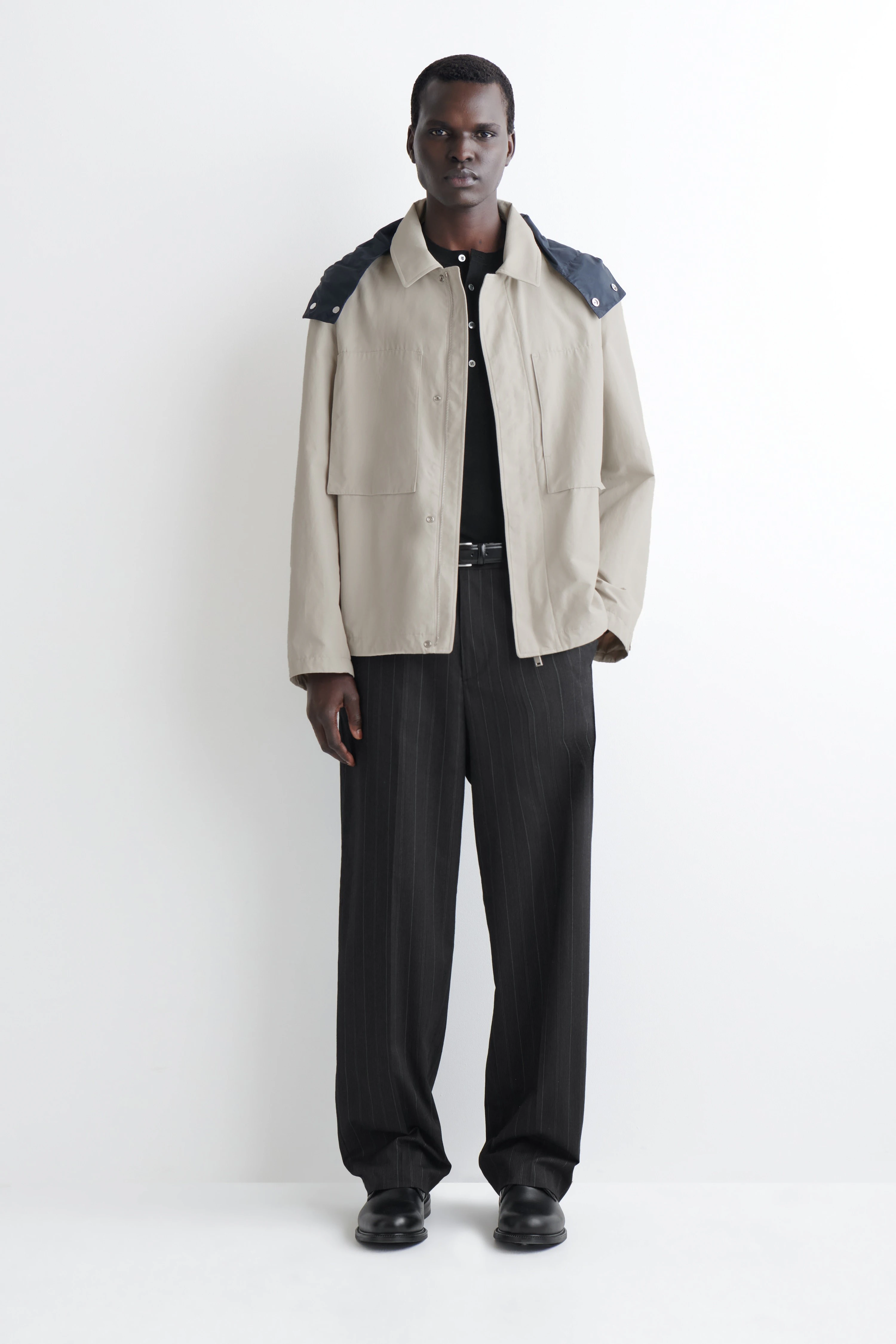 PACKABLE-HOOD WINDBREAKER JACKET