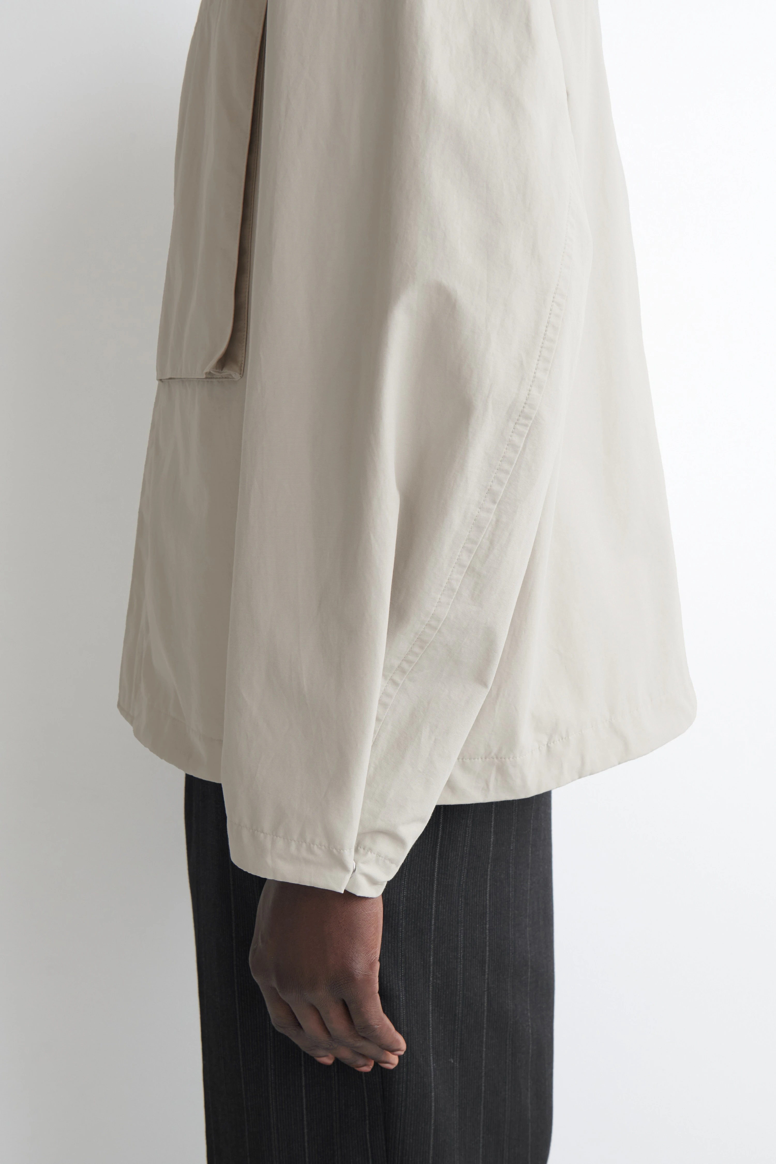 PACKABLE-HOOD WINDBREAKER JACKET - 6