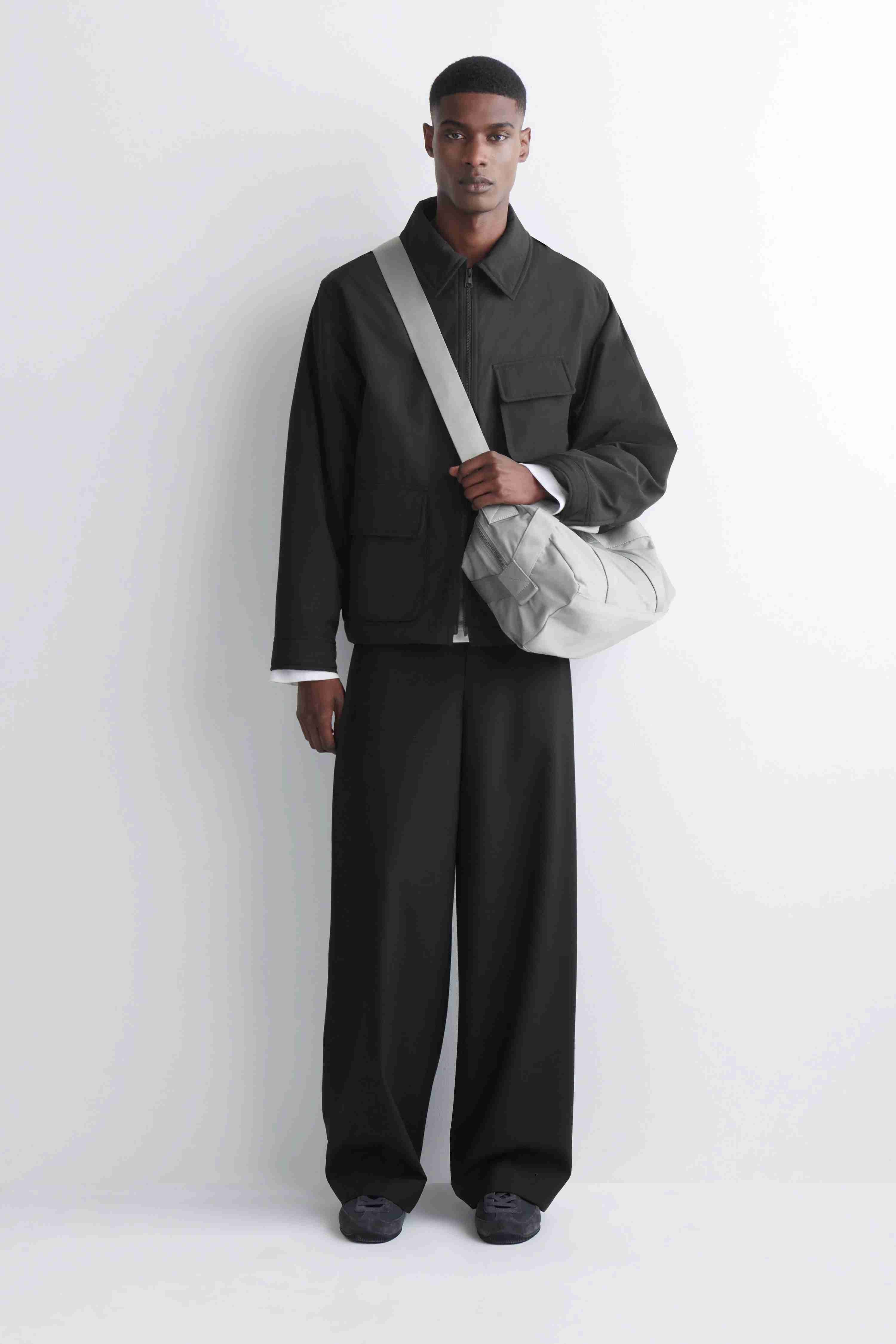 SPORTS DUFFLE BAG - NYLON - 2
