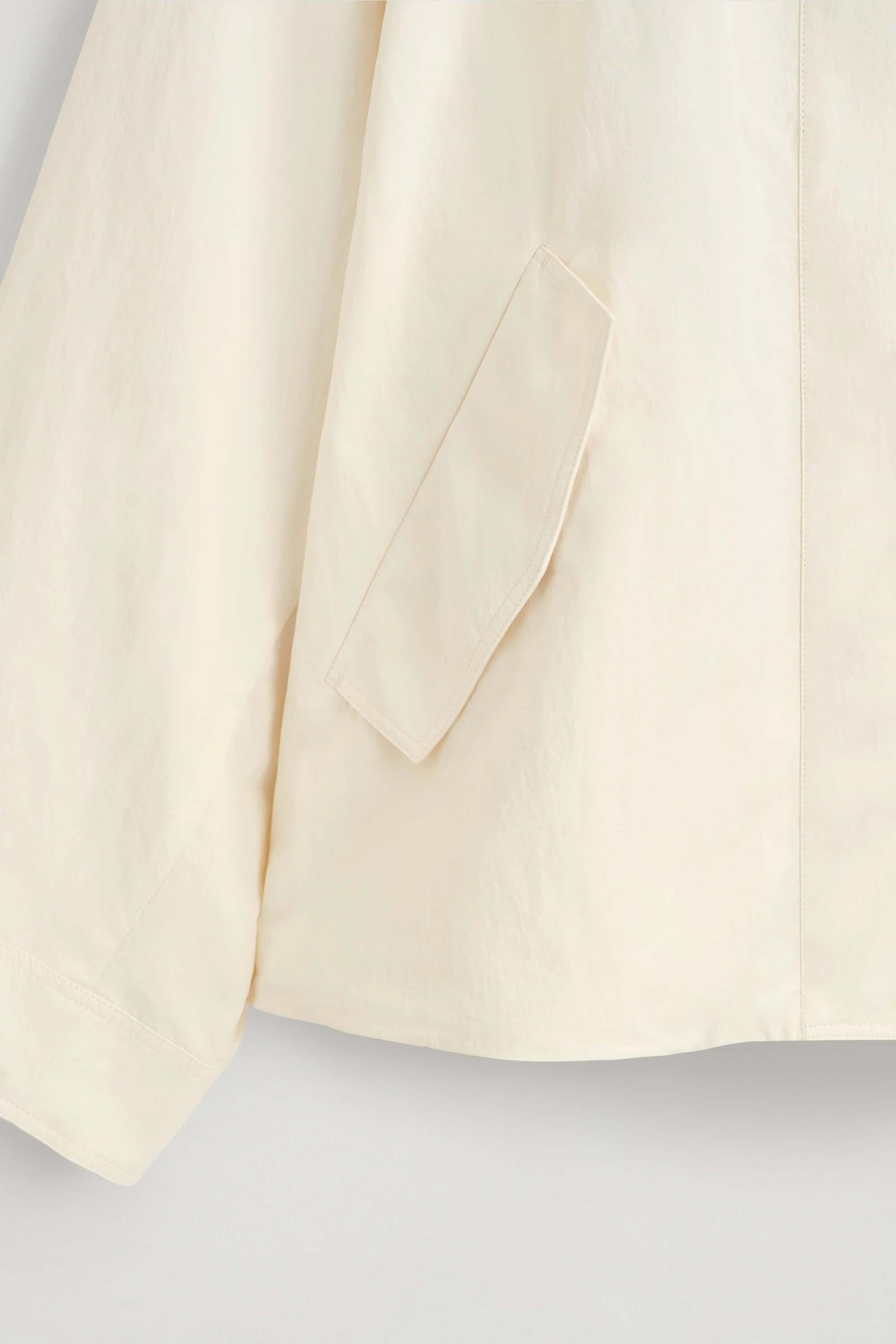 NYLON FUNNEL-NECK JACKET