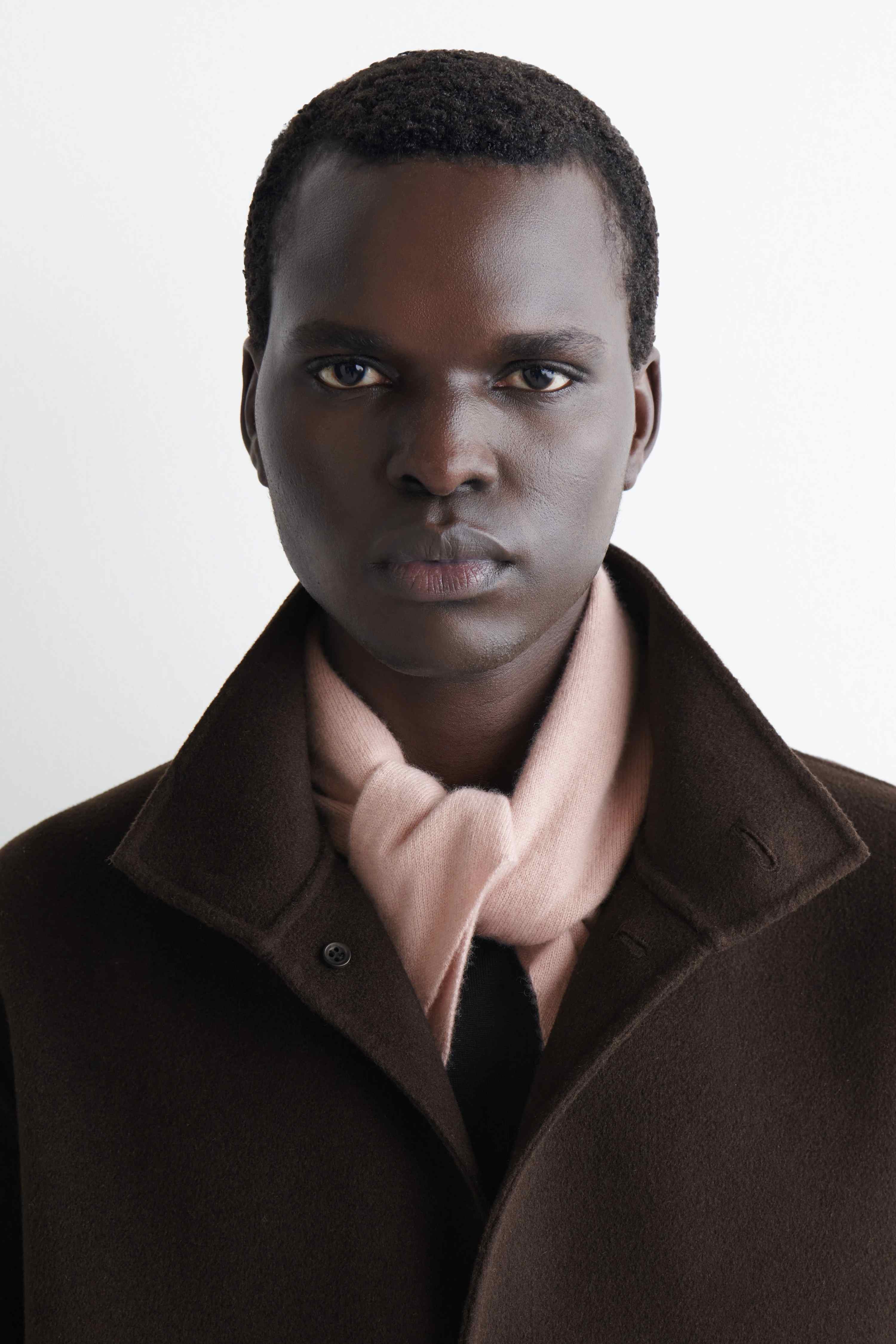 PURE CASHMERE TRIANGLE SCARF